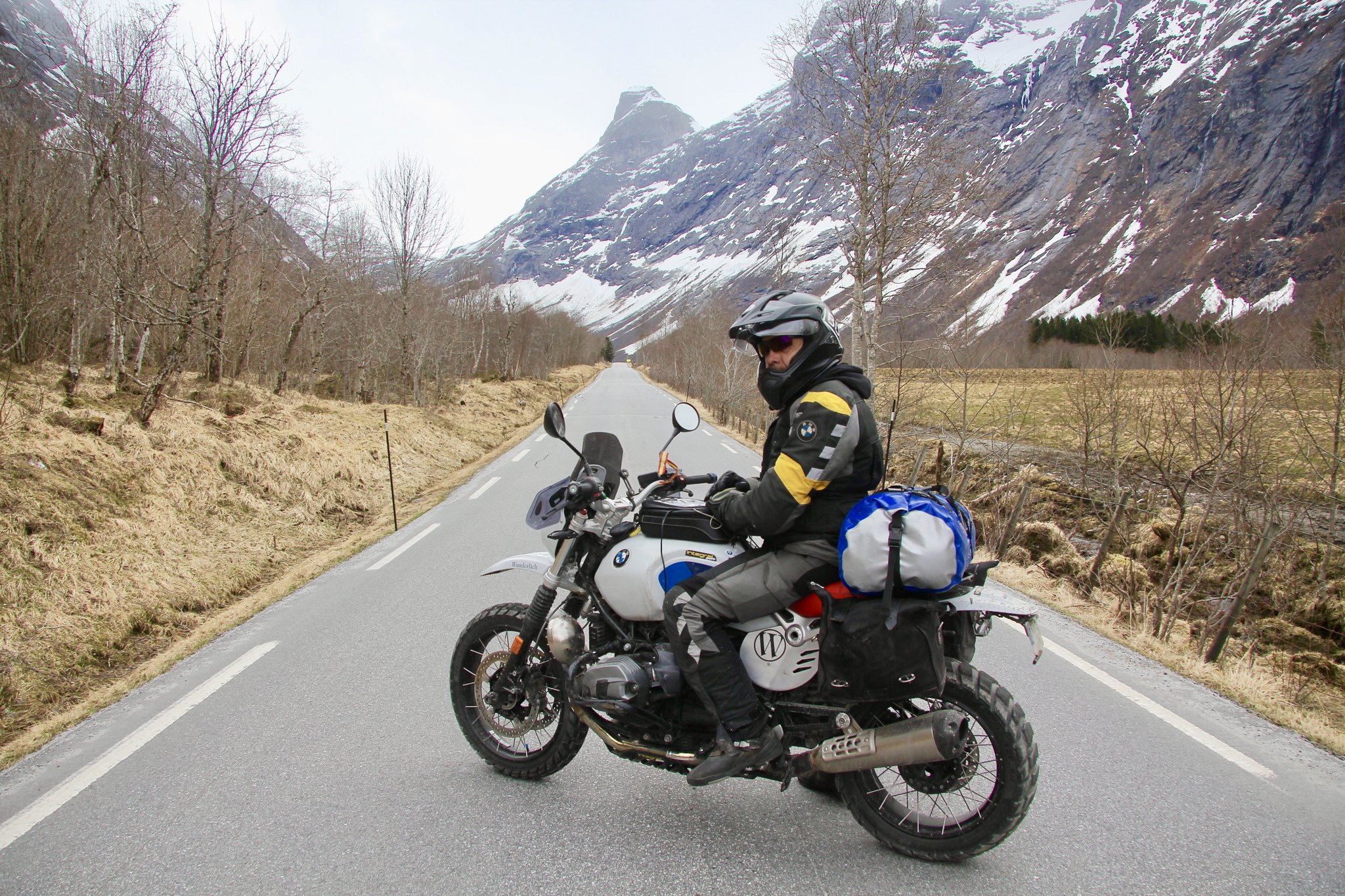Miquel Silvestre, en una 9ª Temporada que recorre las Carreteras Extremas de Marruecos y Noruega Miquel Silvestre, en una 9ª Temporada que recorre las Carreteras Extremas de Marruecos y Noruega