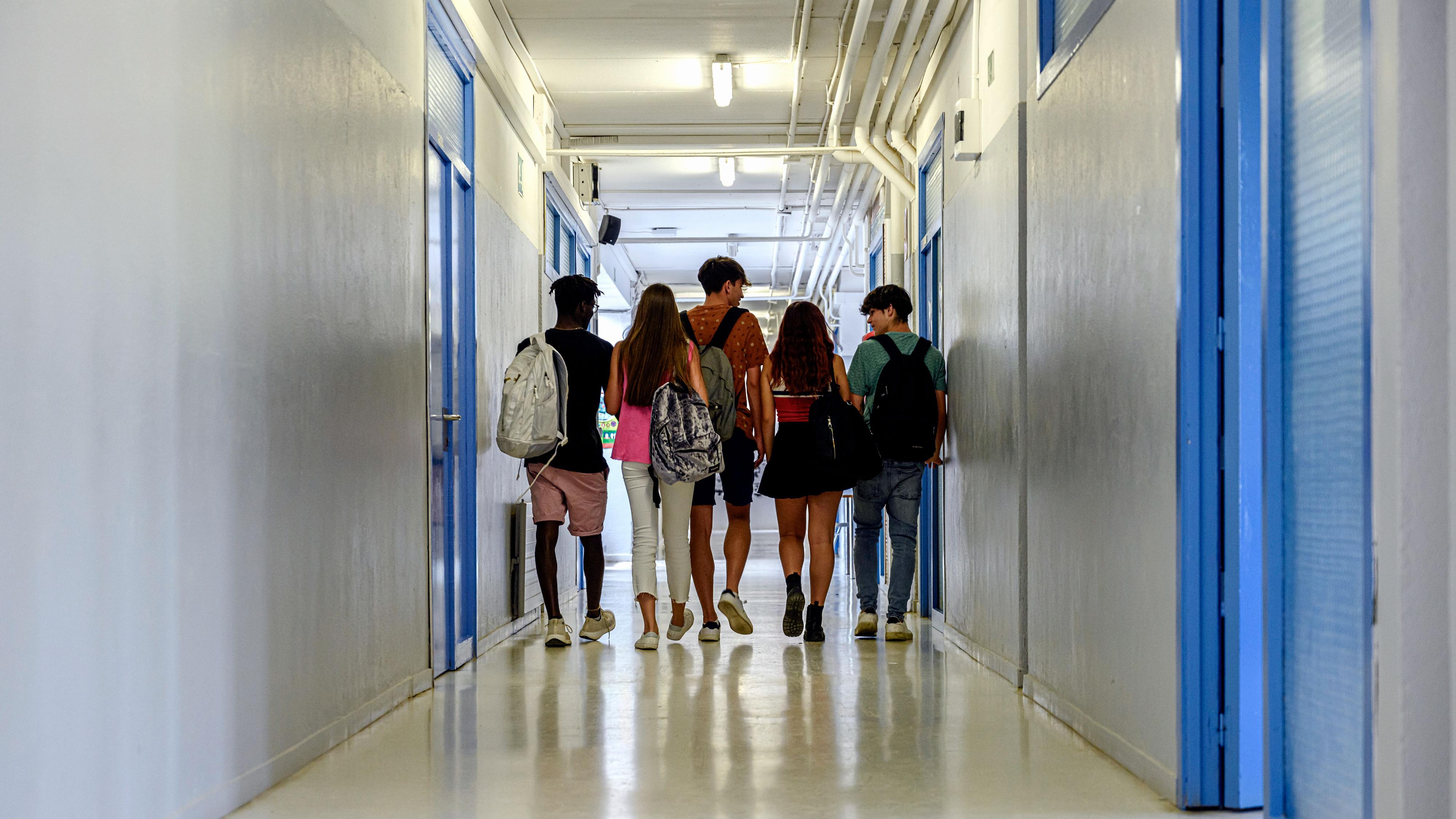 La mitad de los docentes de la pública sufre agresiones verbales