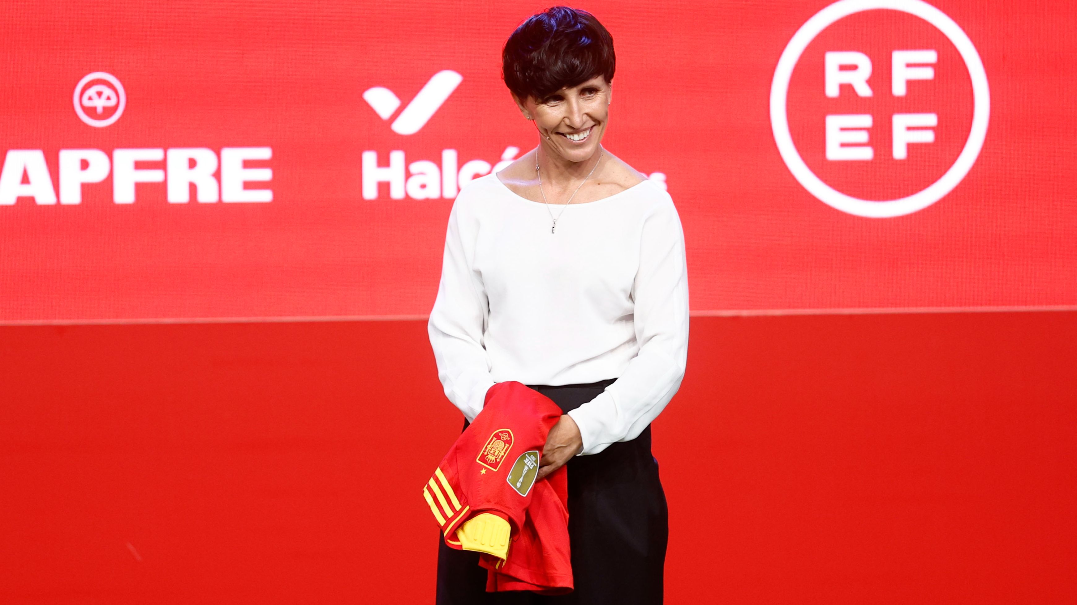 Sonia Bermúdez se estrena este viernes con su primera lista poniendo el 'contador a cero' en la selección