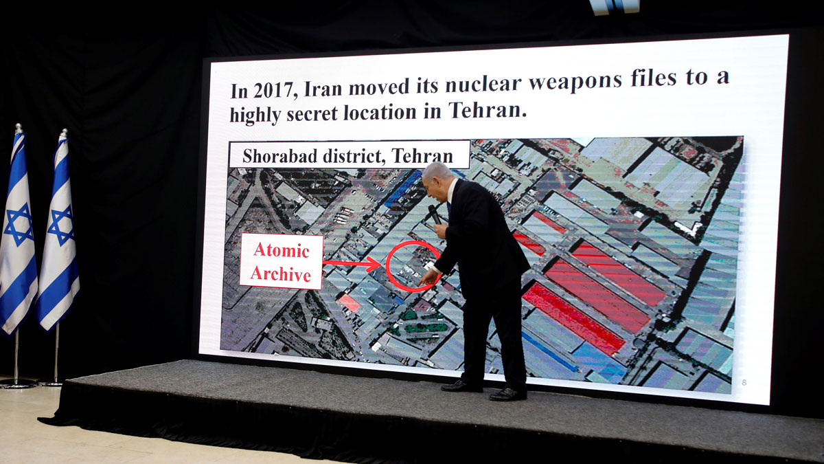 Netanyahu muestra la ubicación del supuesto "archivo atómico secreto iraní"