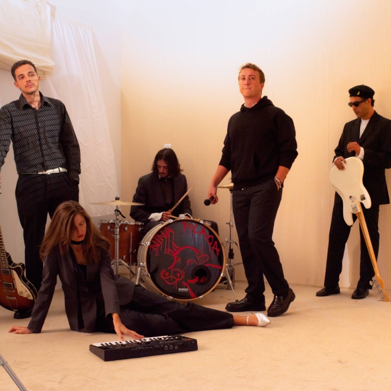 180 grados - Niña Polaca, The Lemon Twigs, Sam Fender y Cora Yako - 26/11/25 180 grados - Niña Polaca, The Lemon Twigs, Sam Fender y Cora Yako - 26/11/25