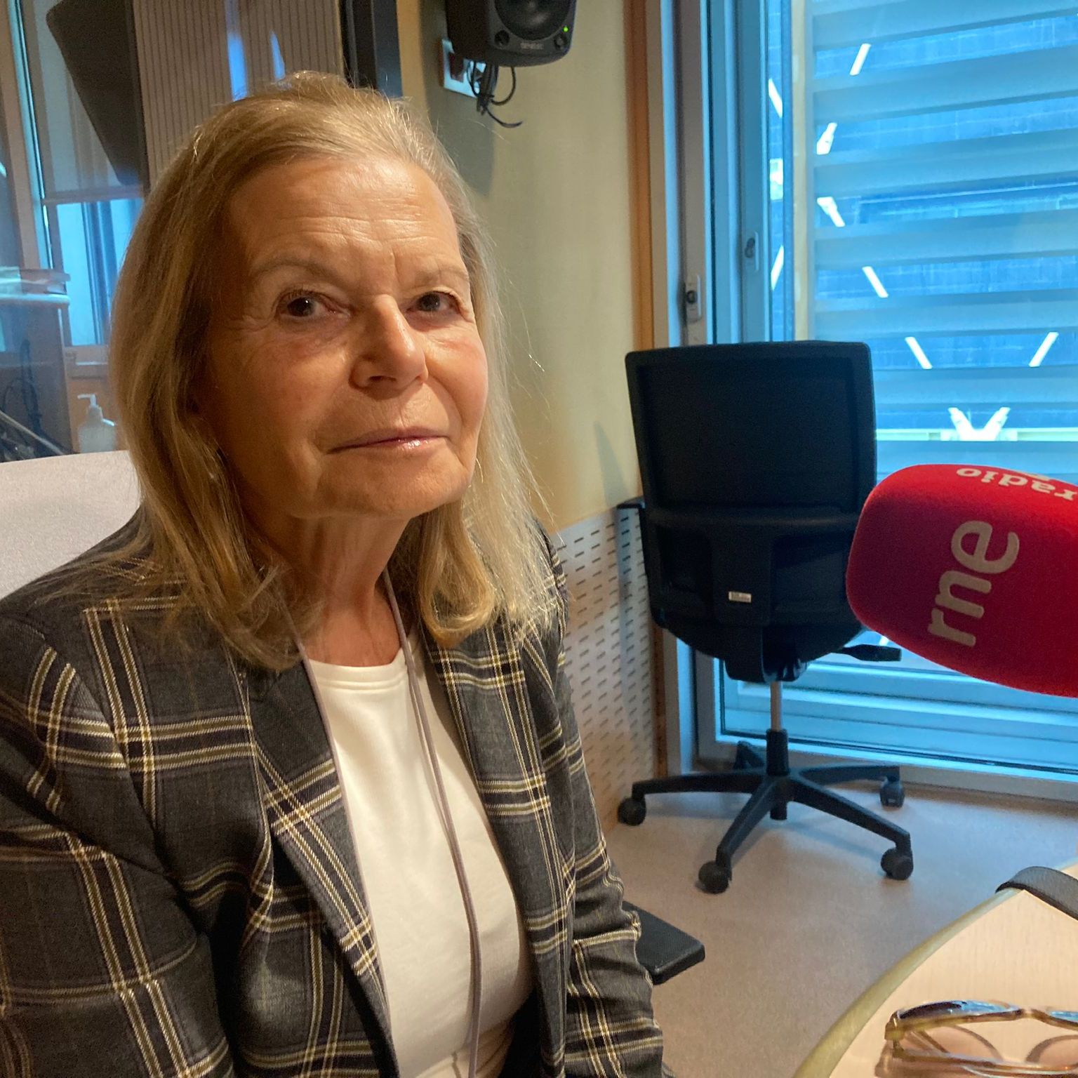 No es un día cualquiera - Entrevista a Carme Riera