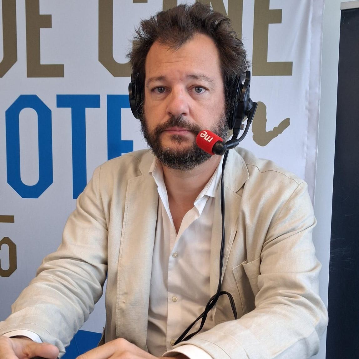 No es un día cualquiera - Entrevista a Javier Fuentes