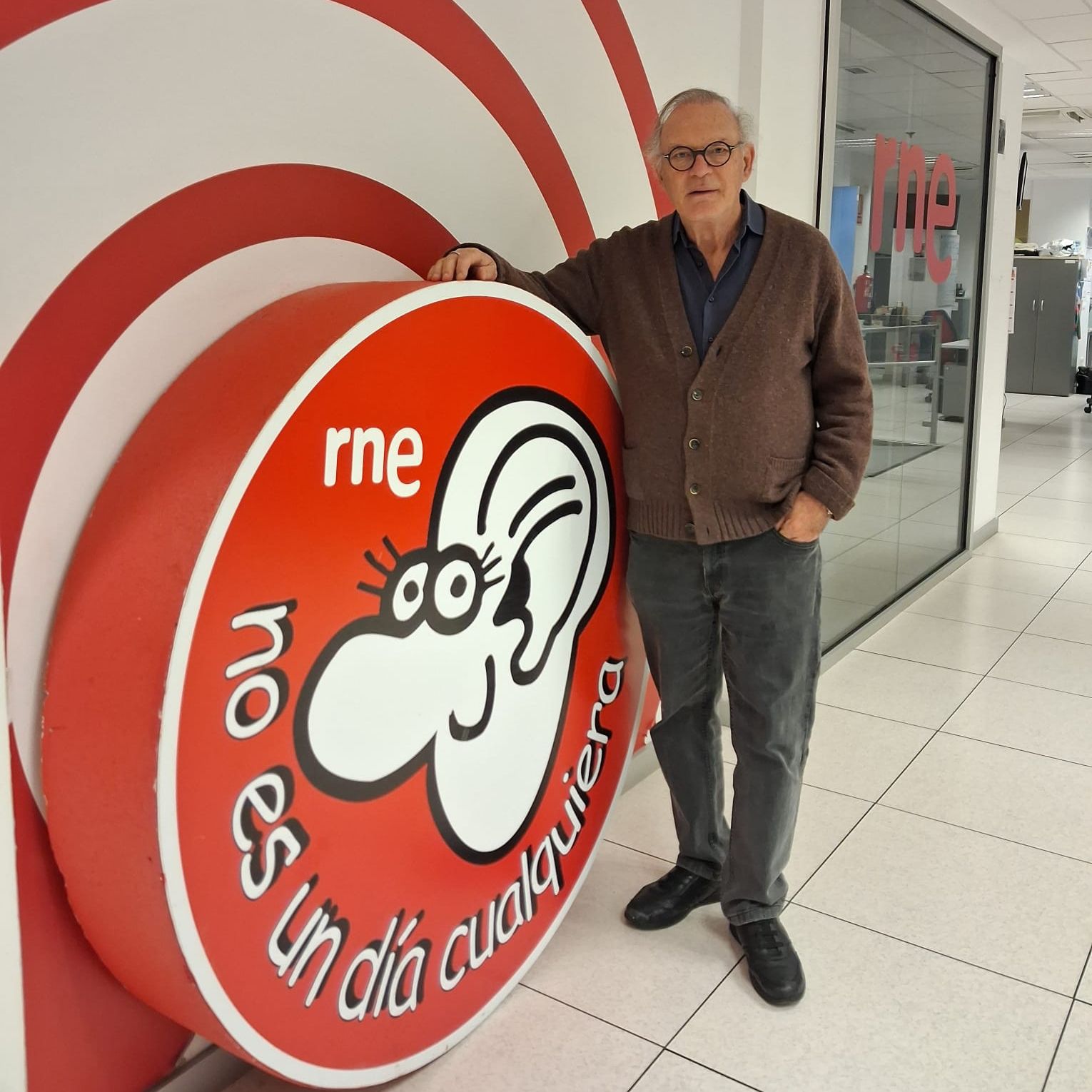 No es un día cualquiera - A mi manera, más o menos con Pedro Piqueras