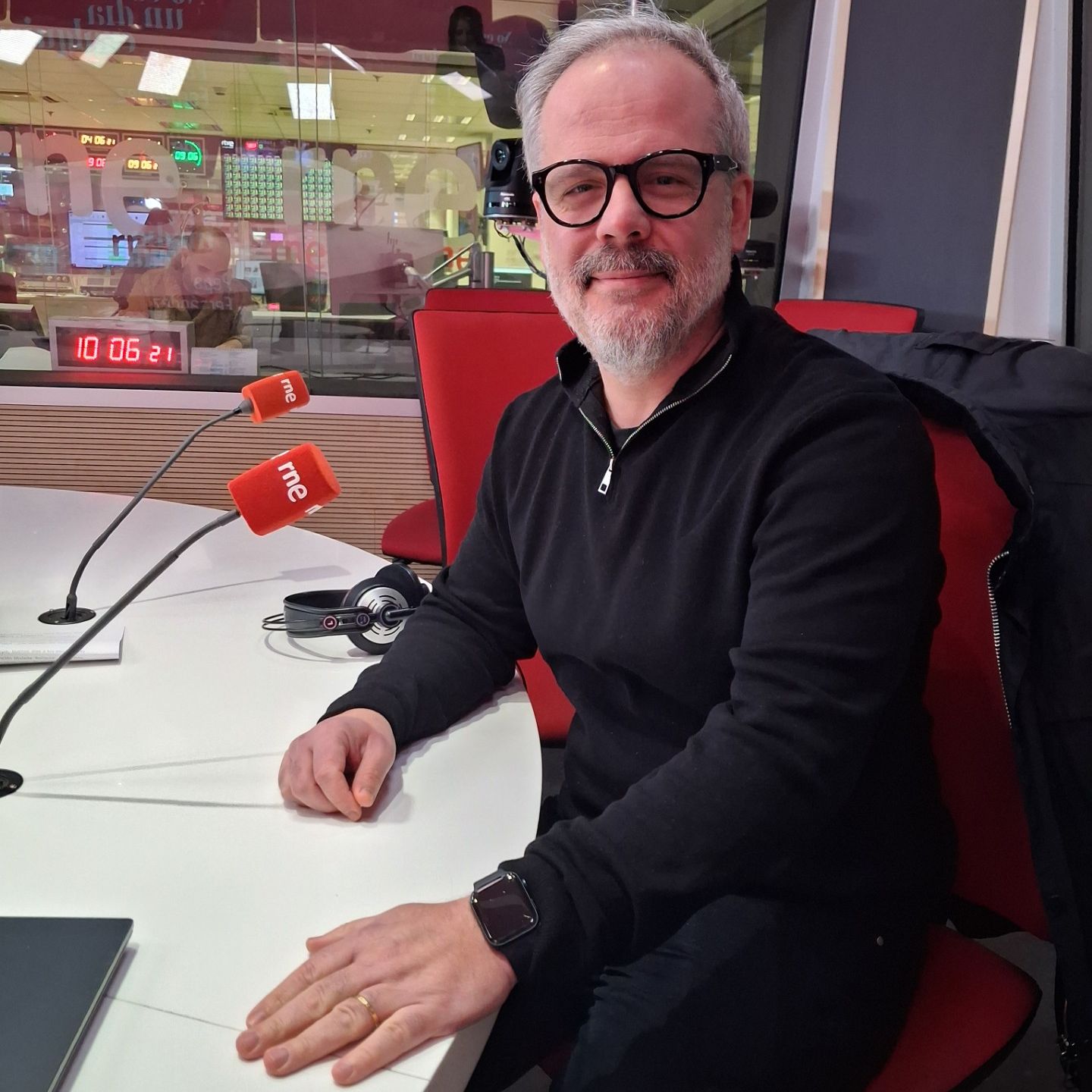 No es un día cualquiera - Pienso, luego estorbo con Toño Fraguas