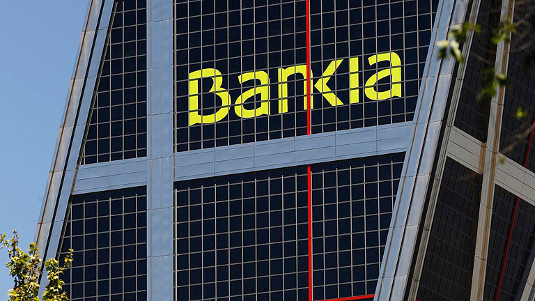El gobierno nacionaliza parcialmente bankia