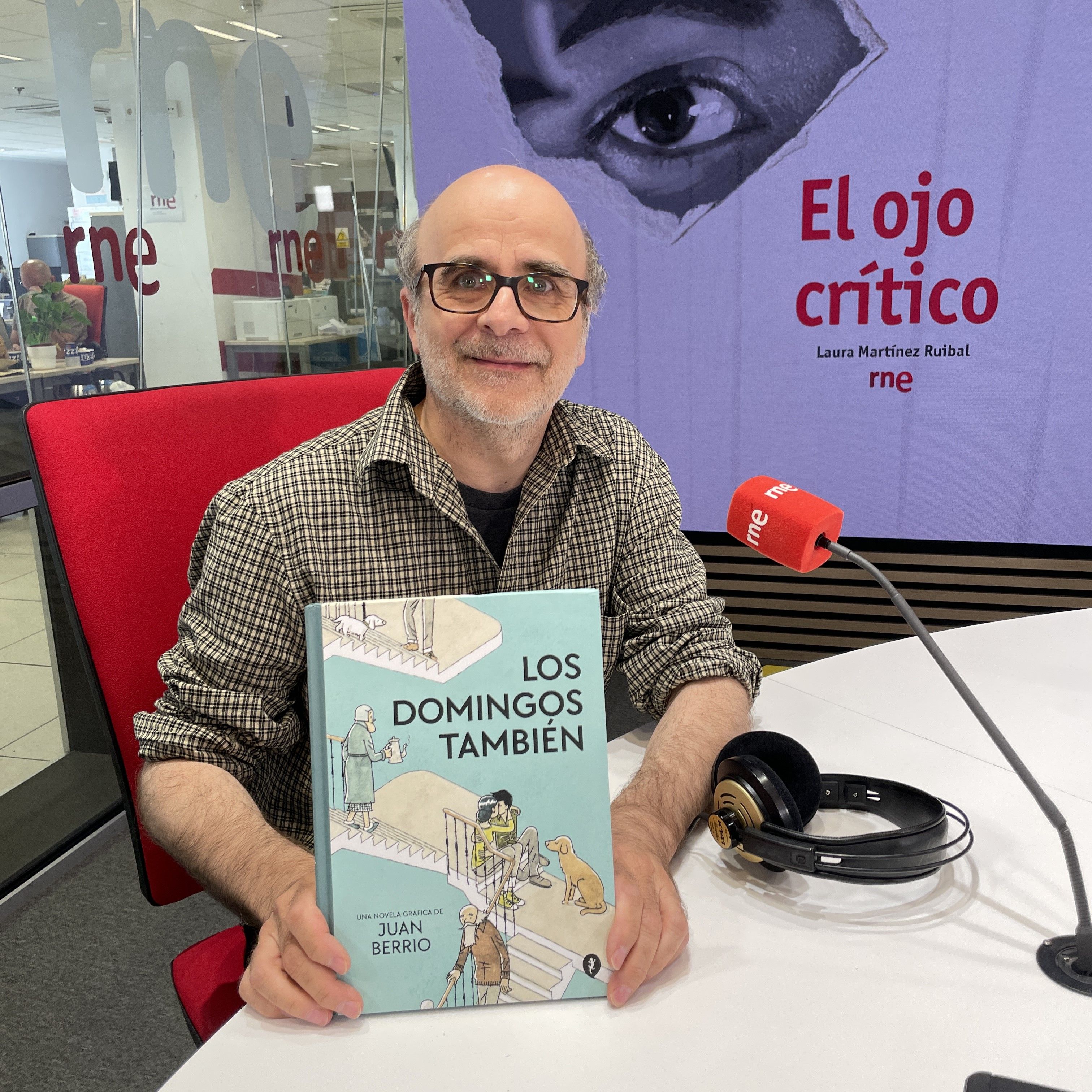 El ojo crítico - 'Los domingos también', el nuevo cómic de Juan Berrio
