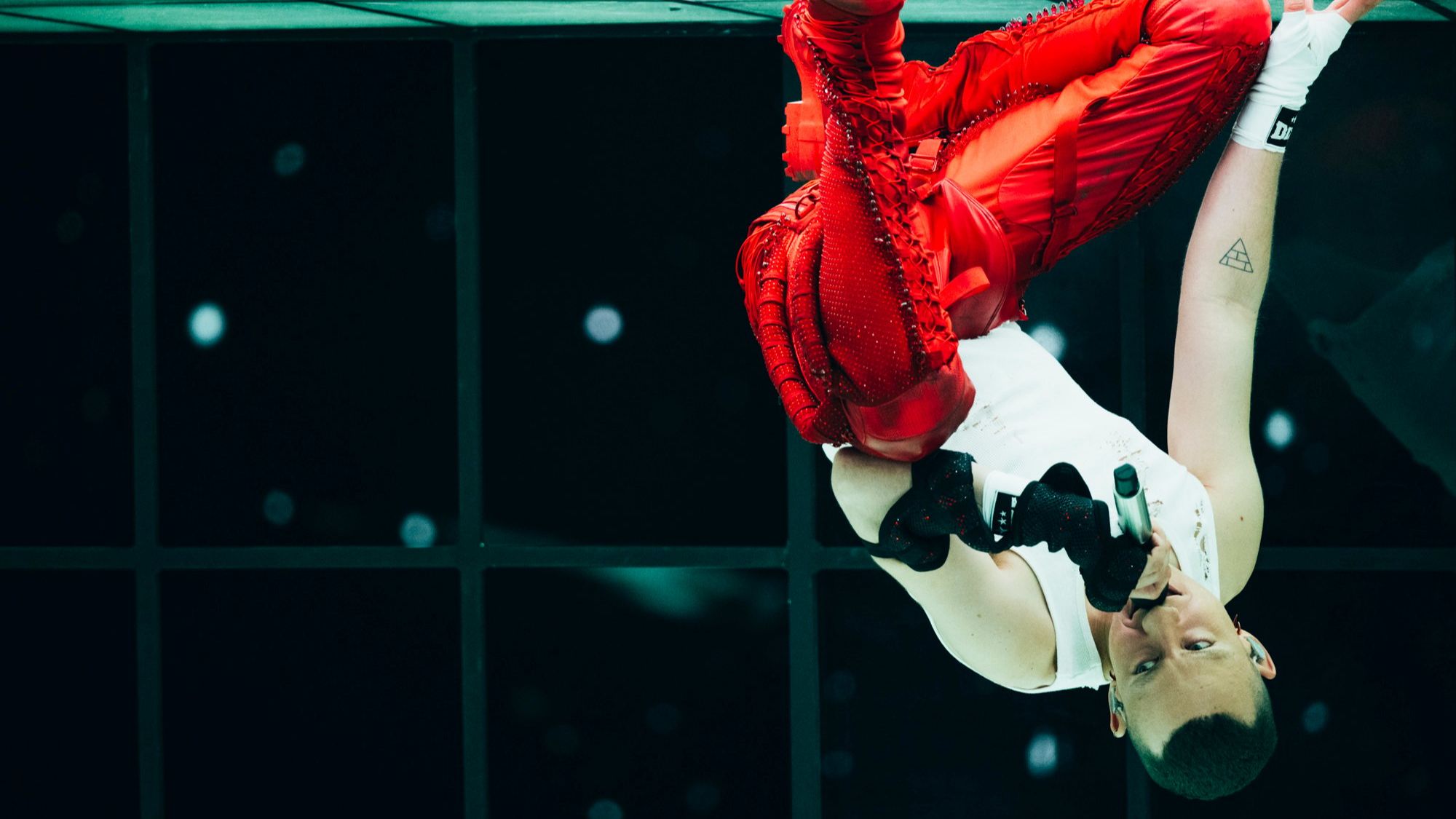 Olly Alexander representa a Reino Unido en Eurovisión 2024 con la canción "Dizzy" Olly Alexander representa a Reino Unido en Eurovisión 2024 con la canción "Dizzy"