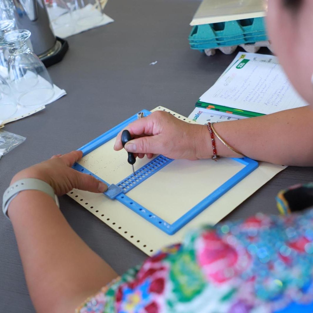 Para que veas - El maestro y voluntario español que enseña braille a educadores en Guatemala - 21/11/25
