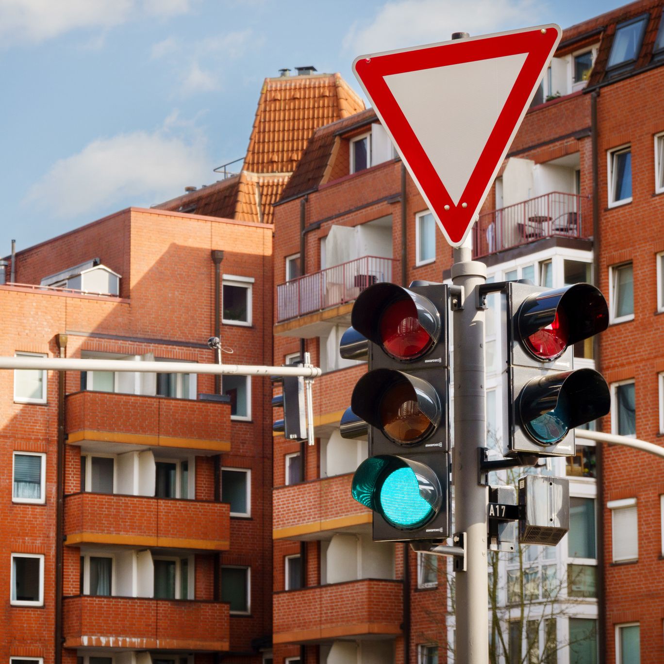 Para que veas - Semáforos acústicos que activa la persona ciega, respetando el silencio - 16/02/26