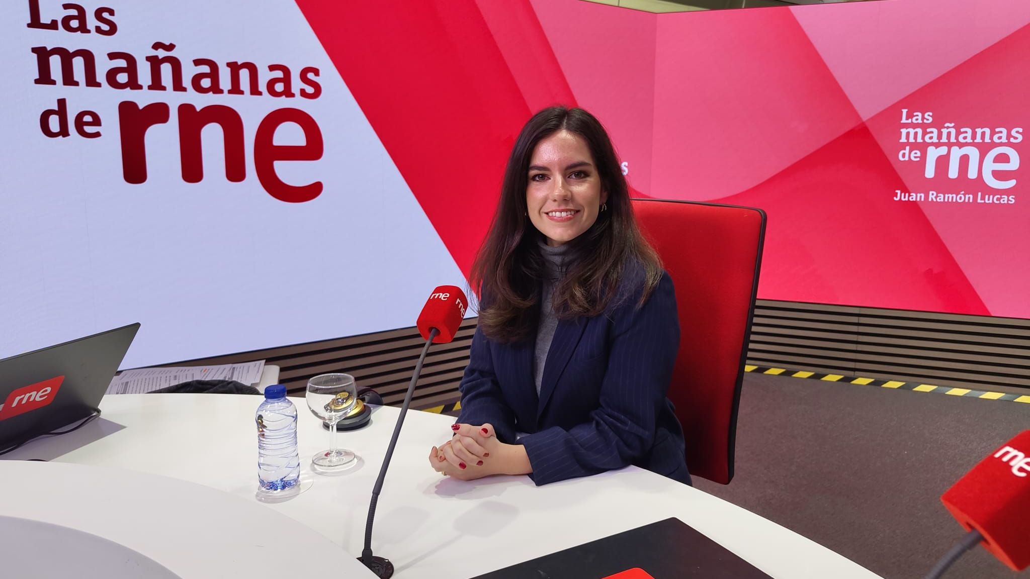 Vox acusa al PP de participar en el "asalto institucional" con el PSOE