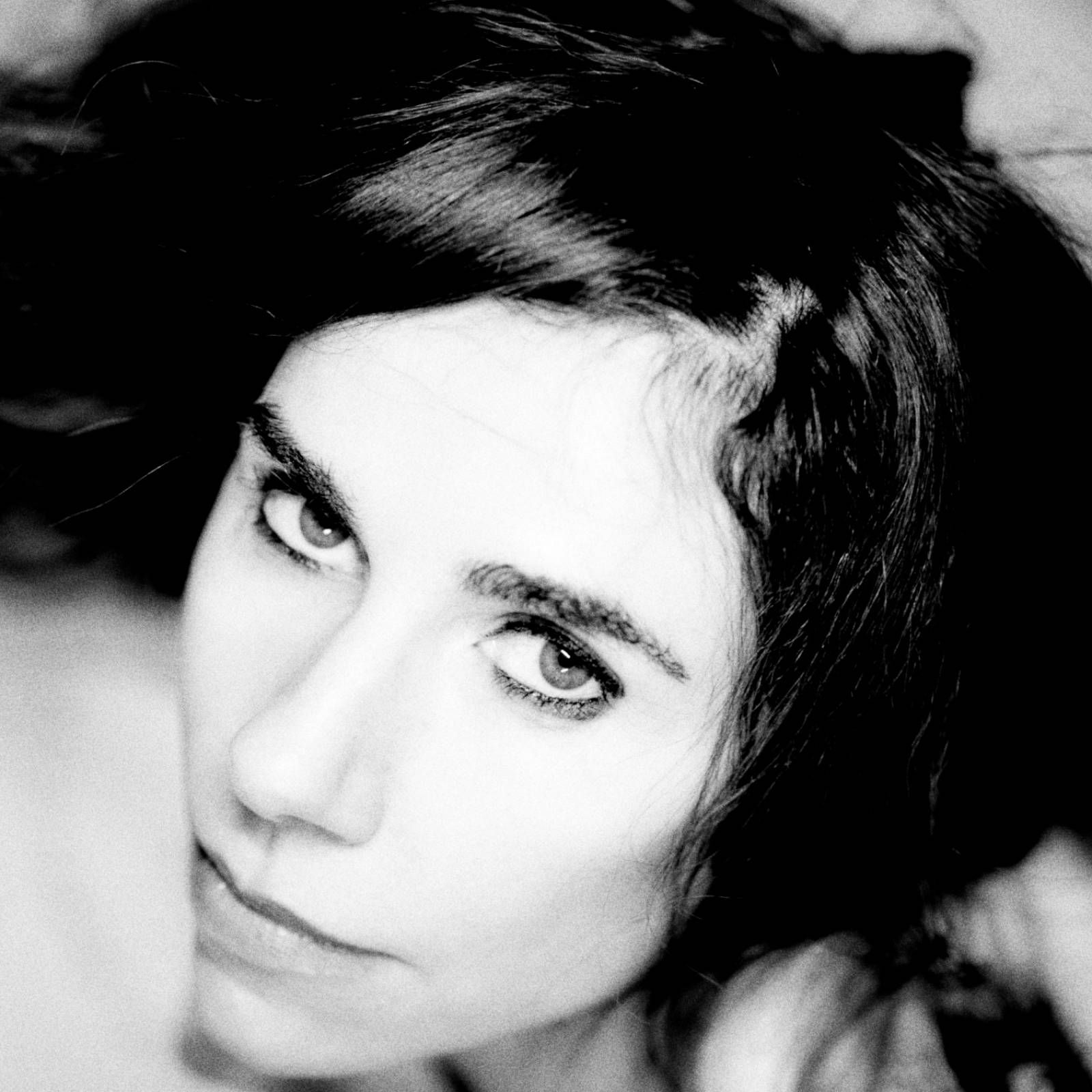 Bandeja de entrada - PJ Harvey, Las Robertas, Temples...- 26/06/26 episode artwork