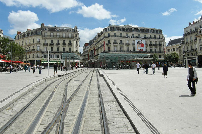 Place du Ralliement, el centro de Angers. Place du Ralliement, el centro de Angers.