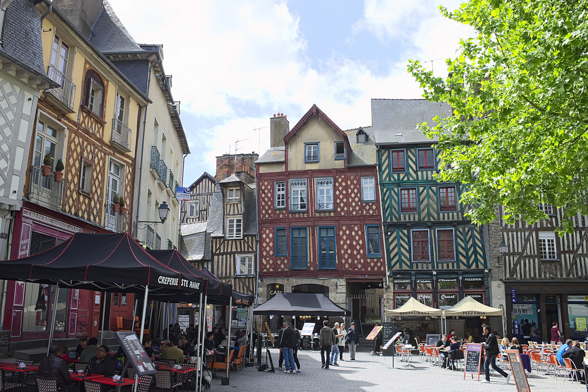 Place Sainte Anne