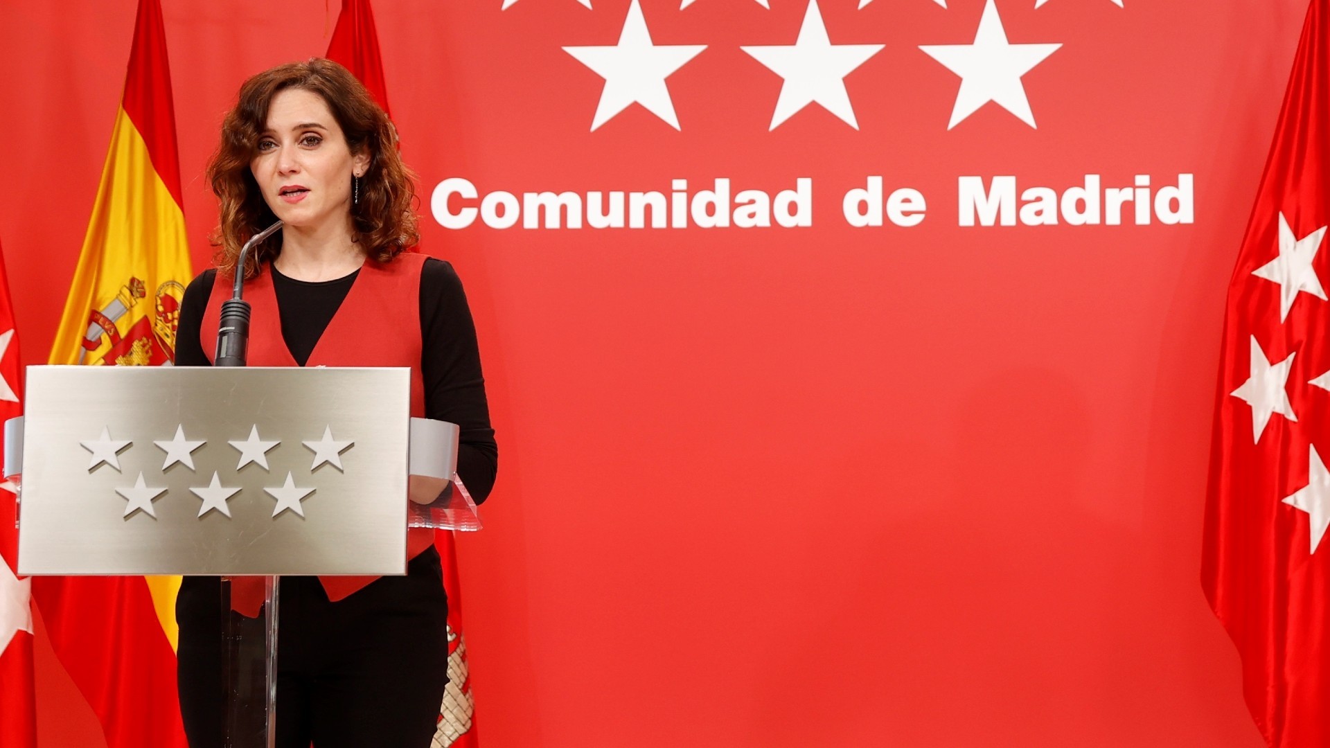 El PP negociará con Vox modificar las leyes LGTBI en Madrid