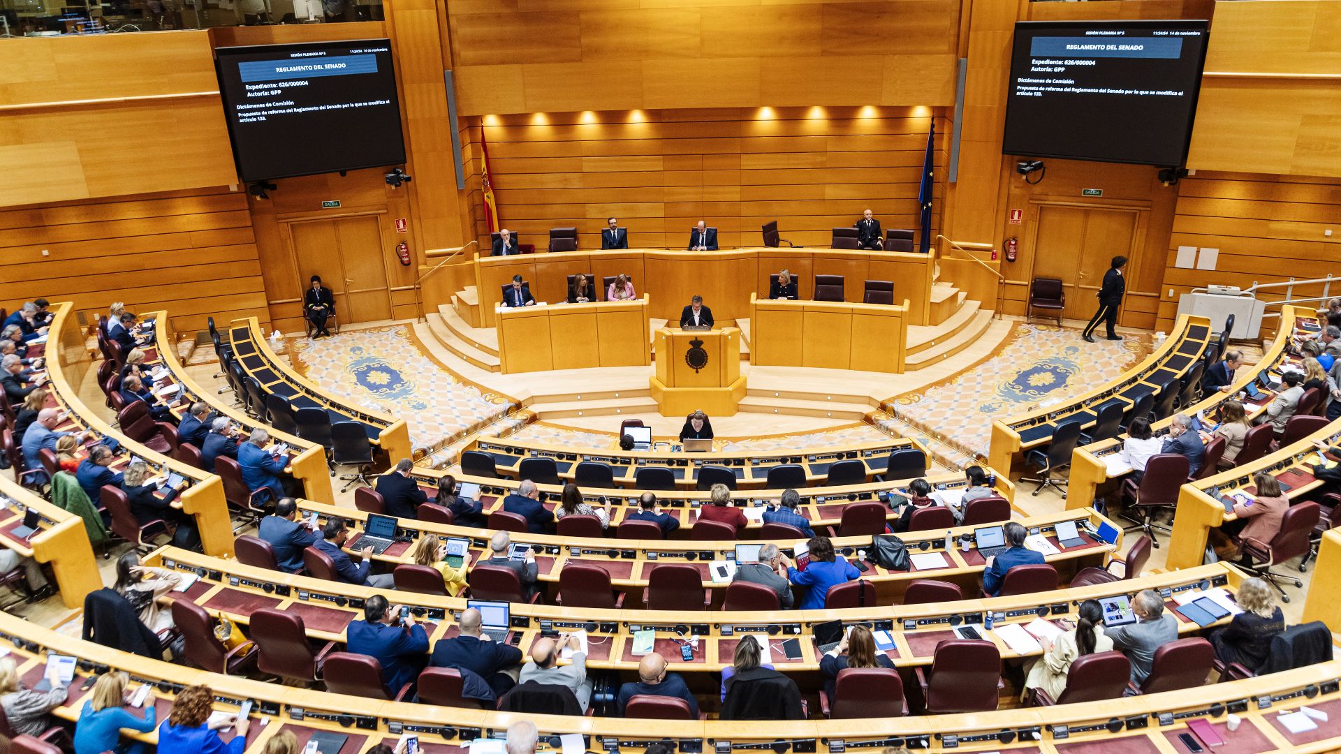 El PP rechaza con su mayoría en el Senado ilegalizar a ERC y a Junts