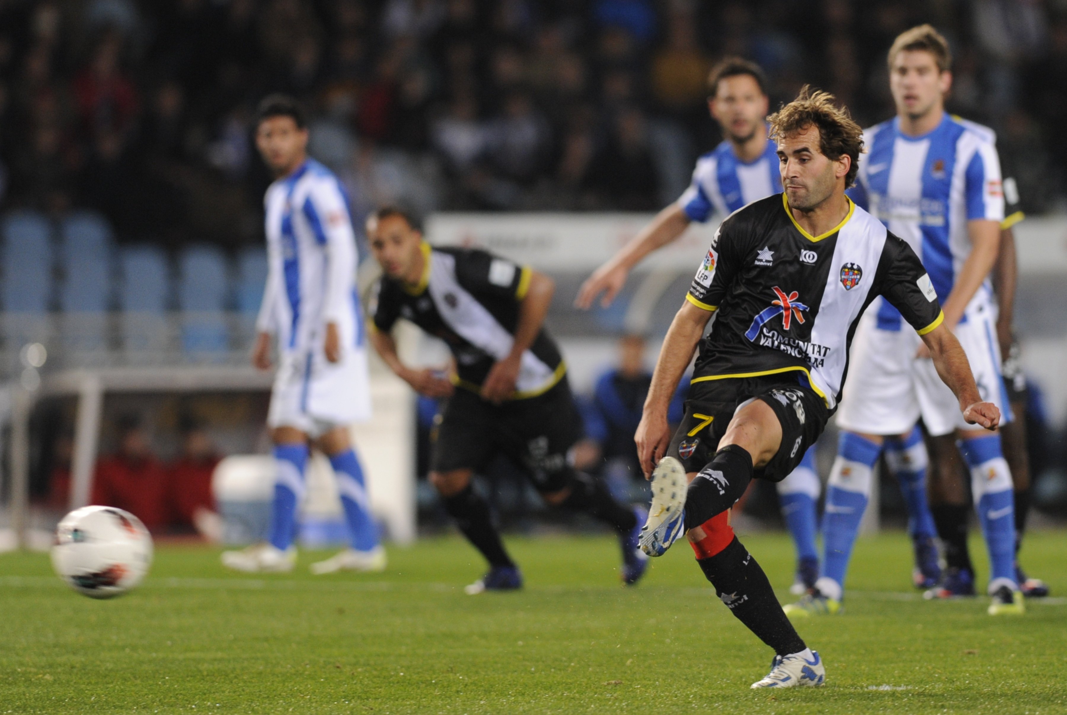 Un práctico Levante se lleva los tres puntos en casa de la Real ...