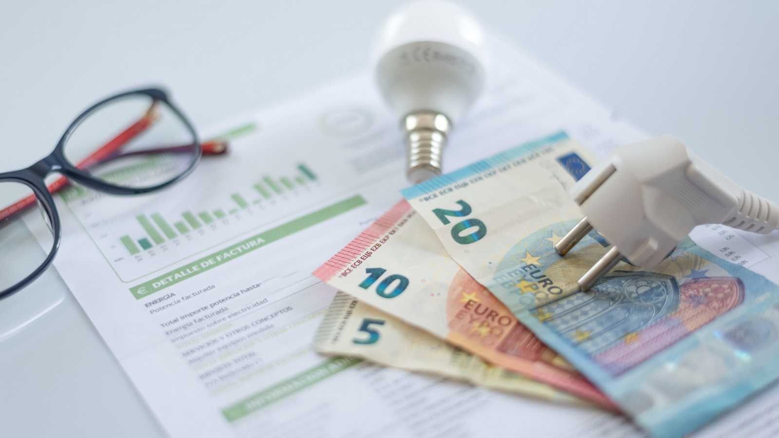 El precio de la luz sube a 109,9 euros/MWh este martes
