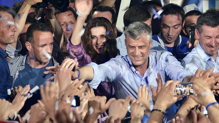 El Primer Ministro Thaci Renueva Su Tercer Mandato Rtve Es