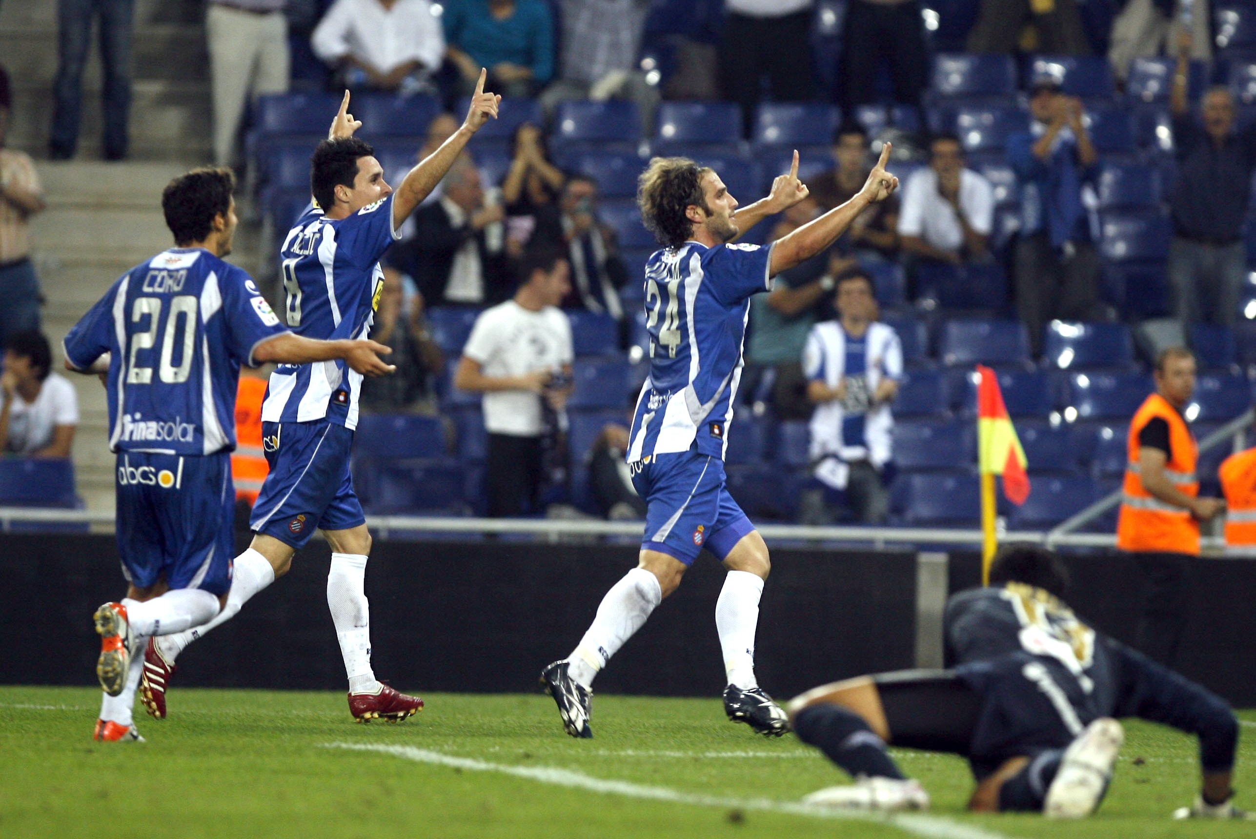 Primera Victoria Del Espanyol En Cornellà