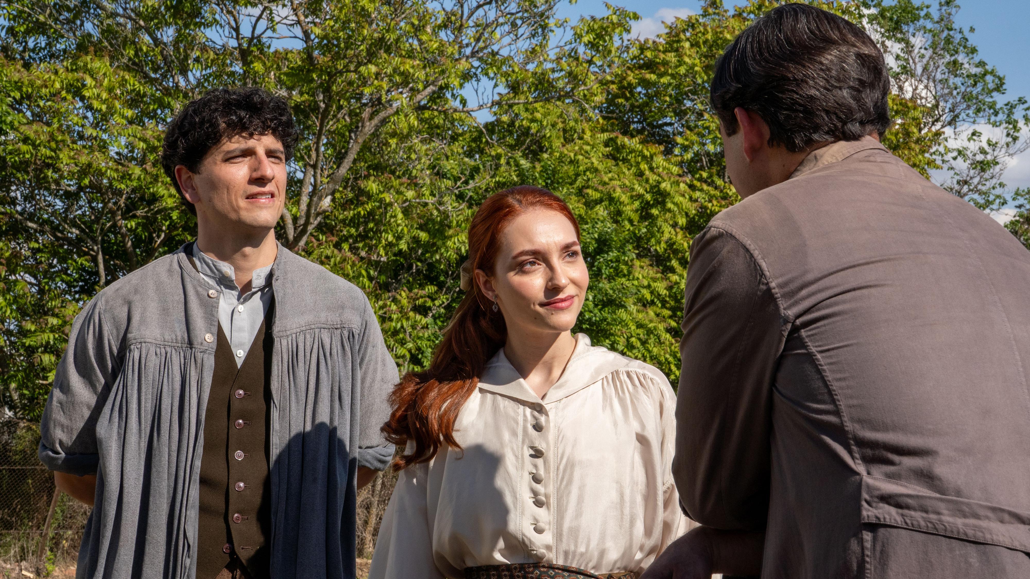 La Promesa - Manuel ofrece a Enora volar con él