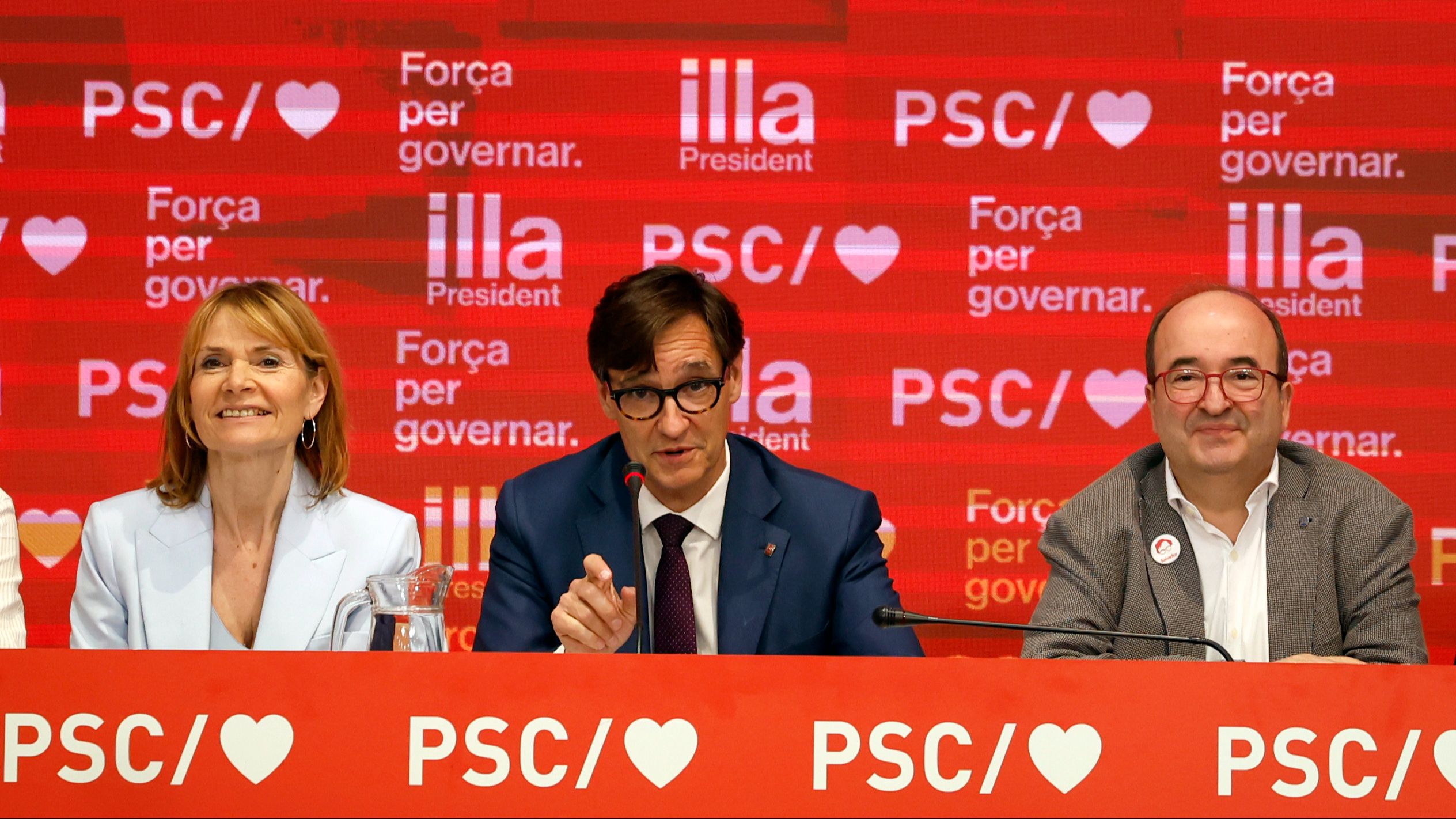 Elecciones catalanas: El PSC pide a ERC que no bloquee a Illa