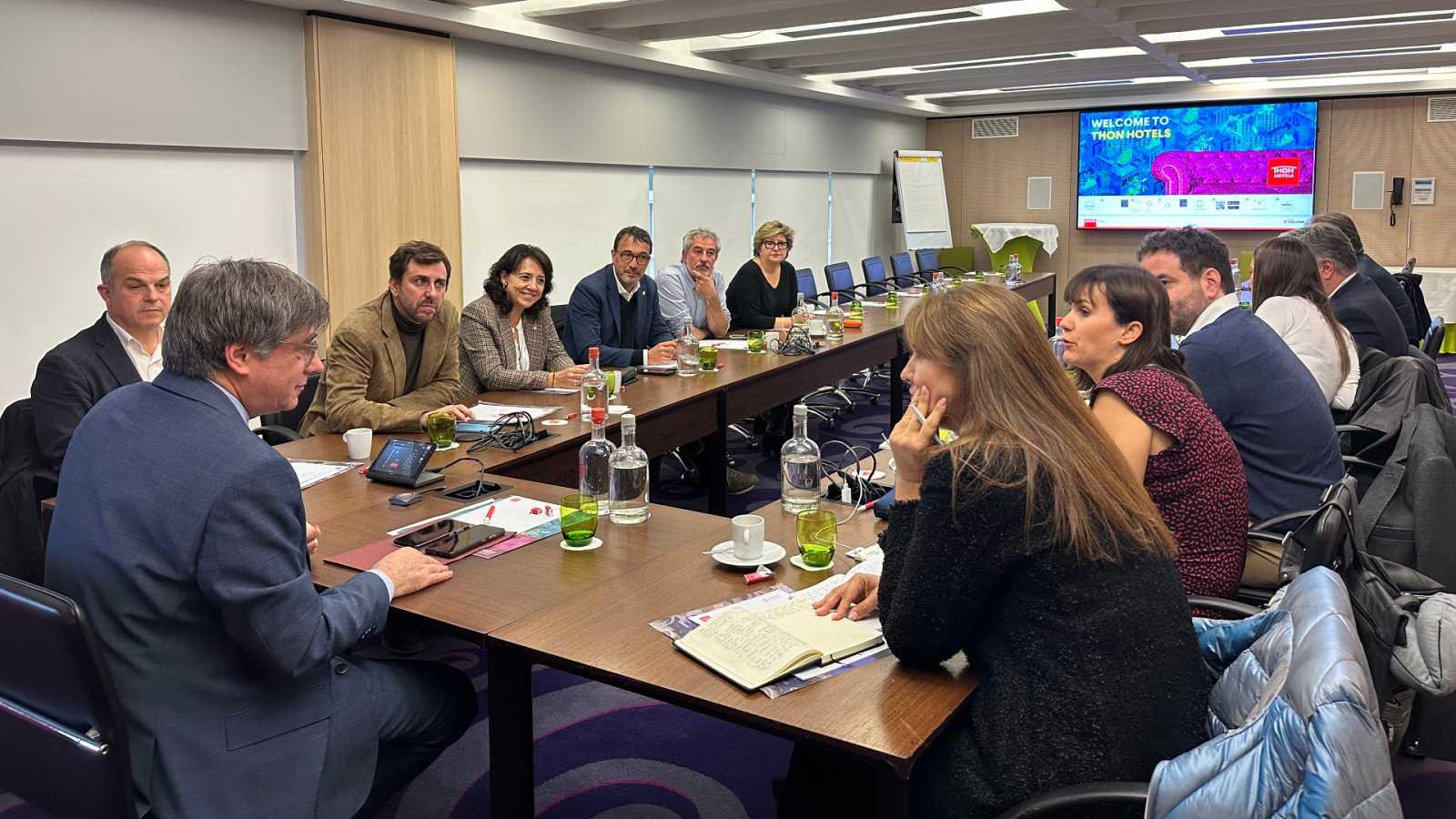 Amnistía | PSOE y Junts entran en una fase clave de la negociación y el ...