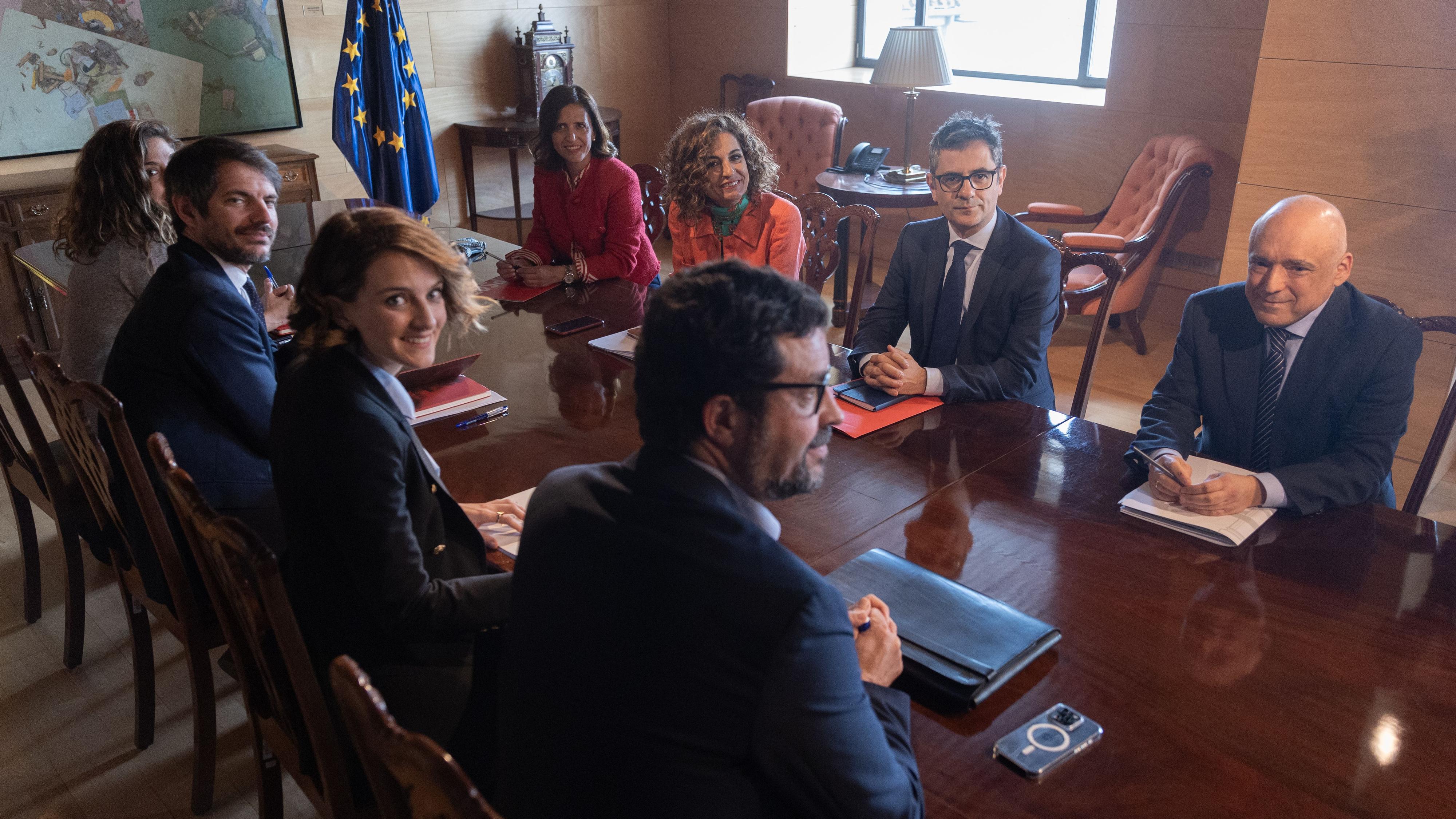 PSOE y Sumar acuerdan un grupo de trabajo de regeneración democrática