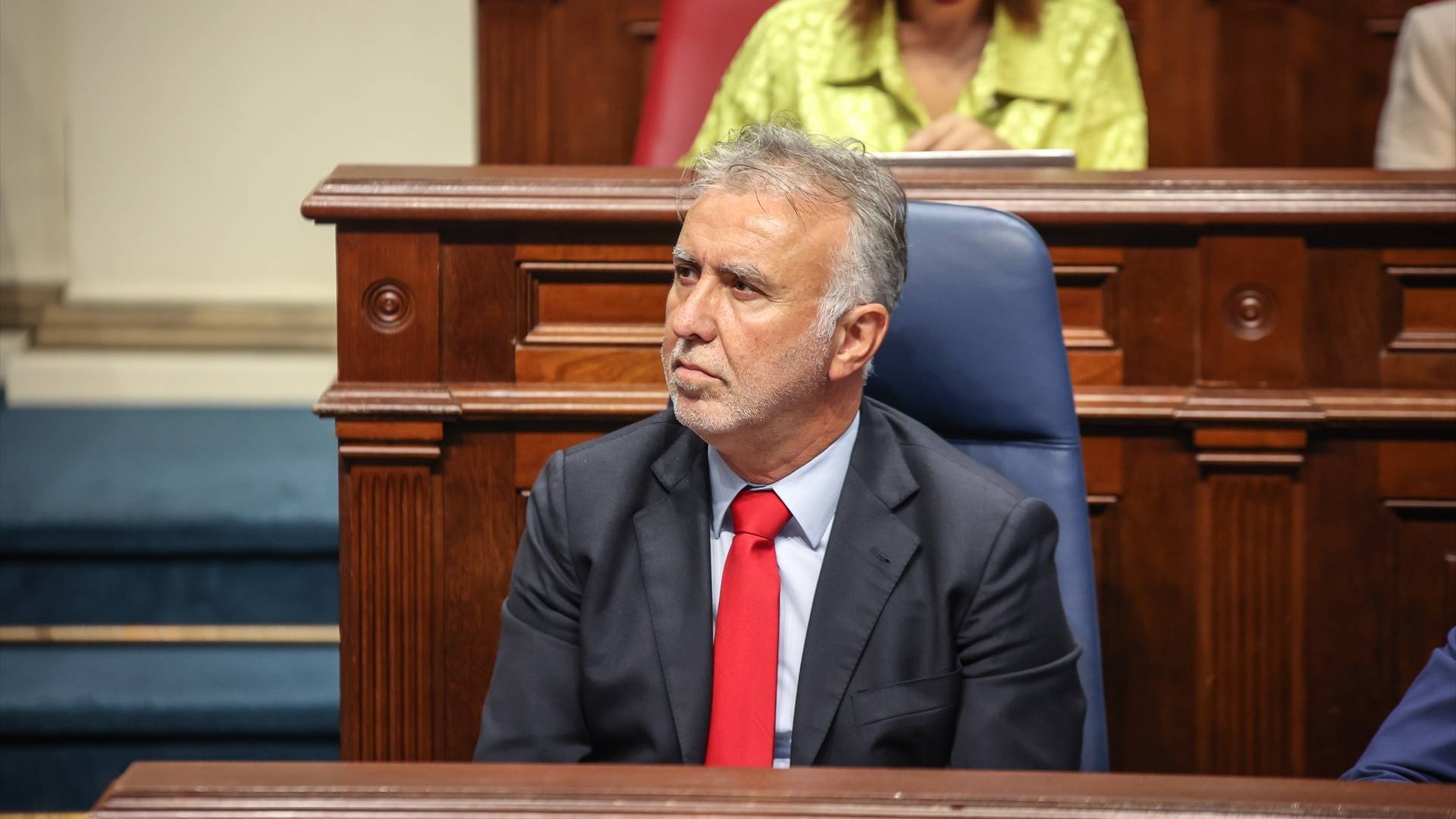 Quién es Ángel Víctor Torres, nuevo ministro de Política Territorial y  Memoria Democrática