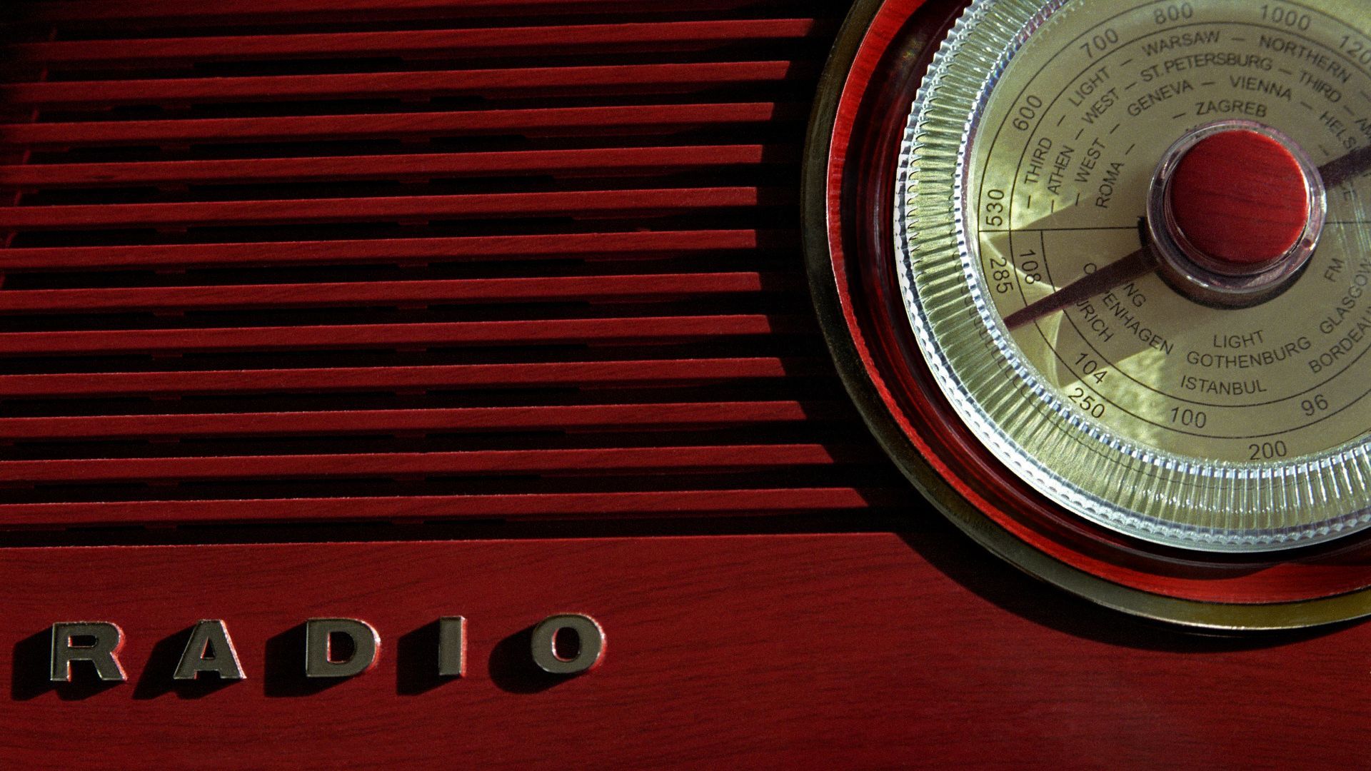 Radio playing christmas music