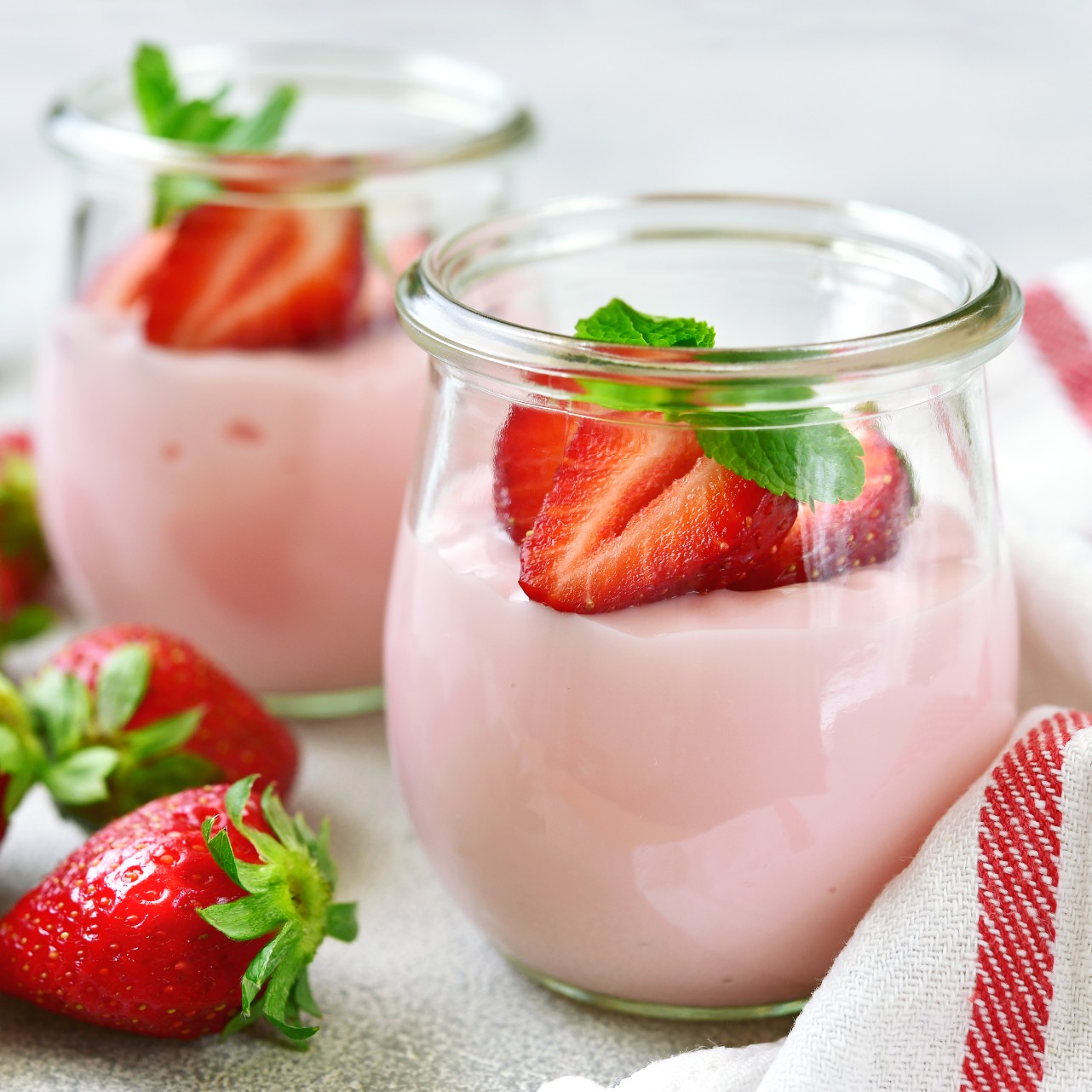 Receta de yogur de fresa Petifrís de Petit Fit