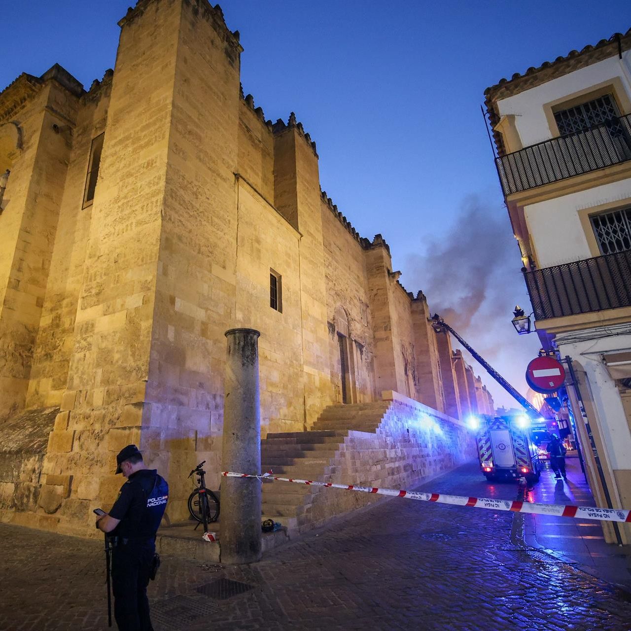 Reportajes Emisoras - Córdoba - Un año del incendio en la Mezquita de Córdoba - 06/08/26 episode artwork