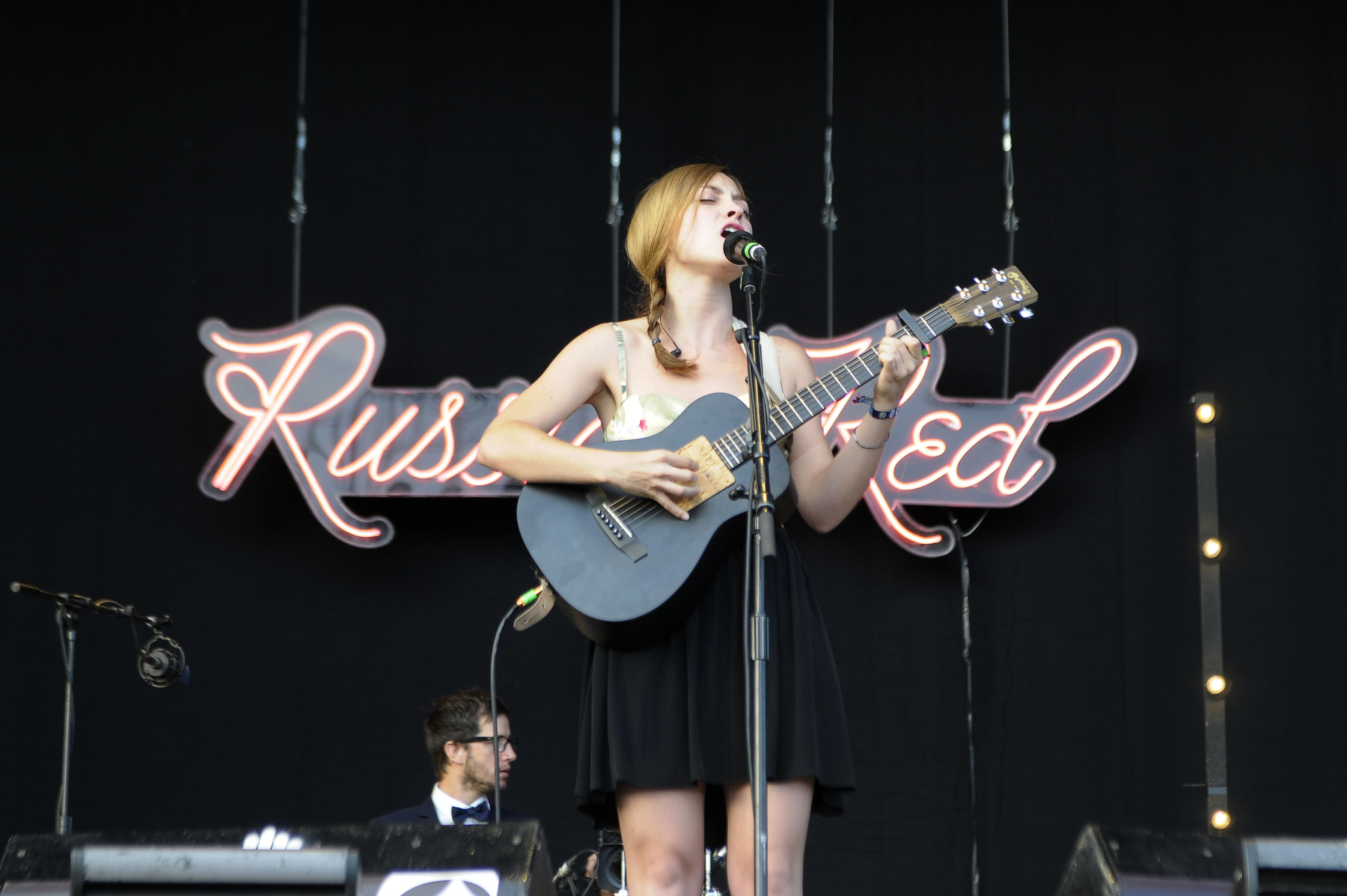 Russian Red es la mejor artista española para los MTV Europe Music Awards