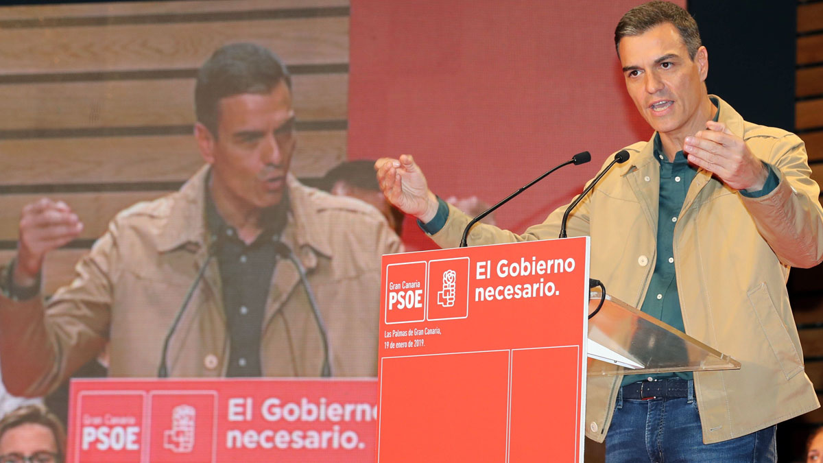 Sánchez acusa al PP de volver "a su peor pasado" junto a la ultraderecha