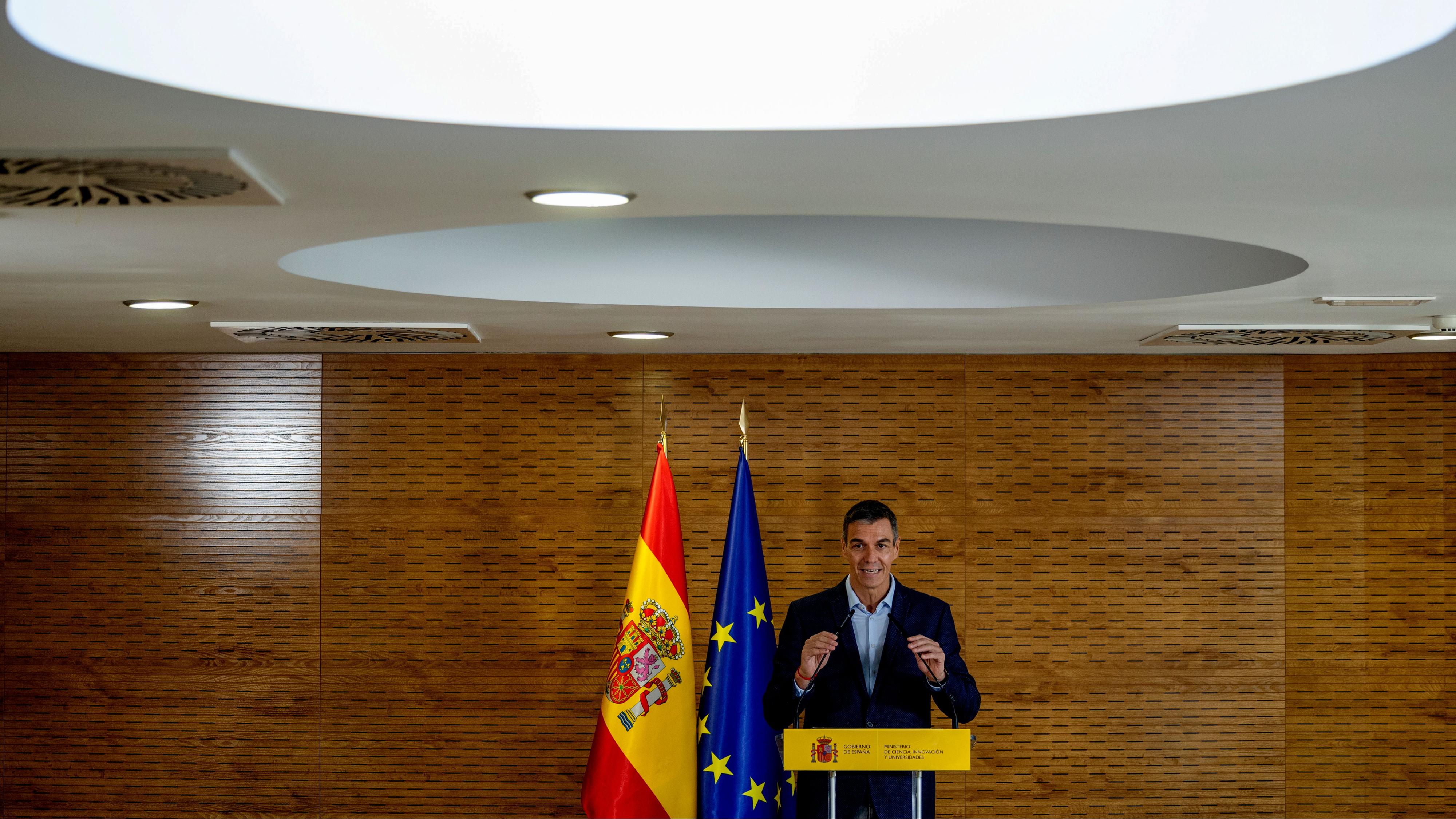 El Gobierno prepara nuevas exigencias por titulación universitaria: 50% de doctores, 40% a tiempo completo y más presencialidad