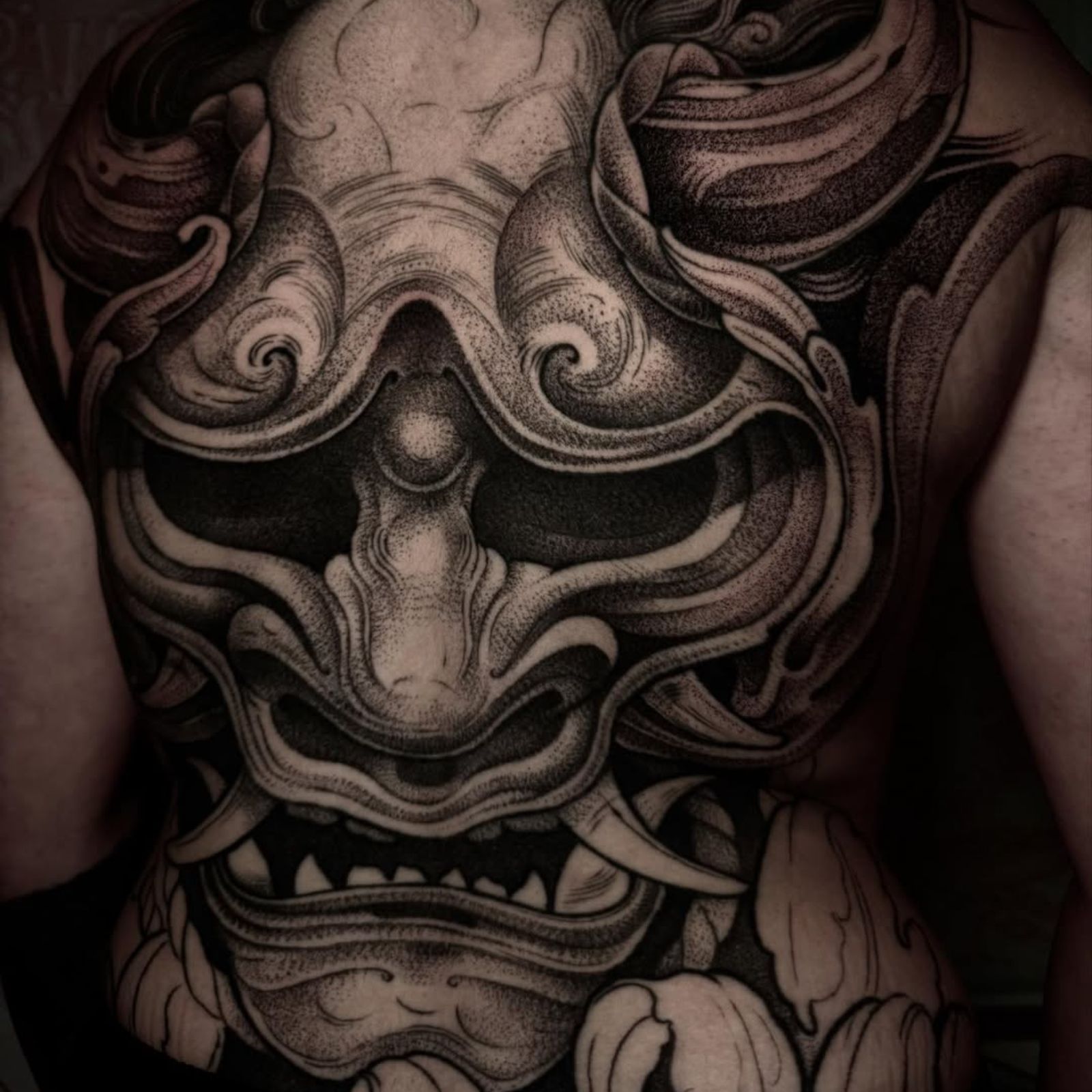 Territorio 9 - SanPedro Sánchez: del Teruel más íntimo al Olimpo mundial del tatuaje | Embajada Asiática - 03/02/26