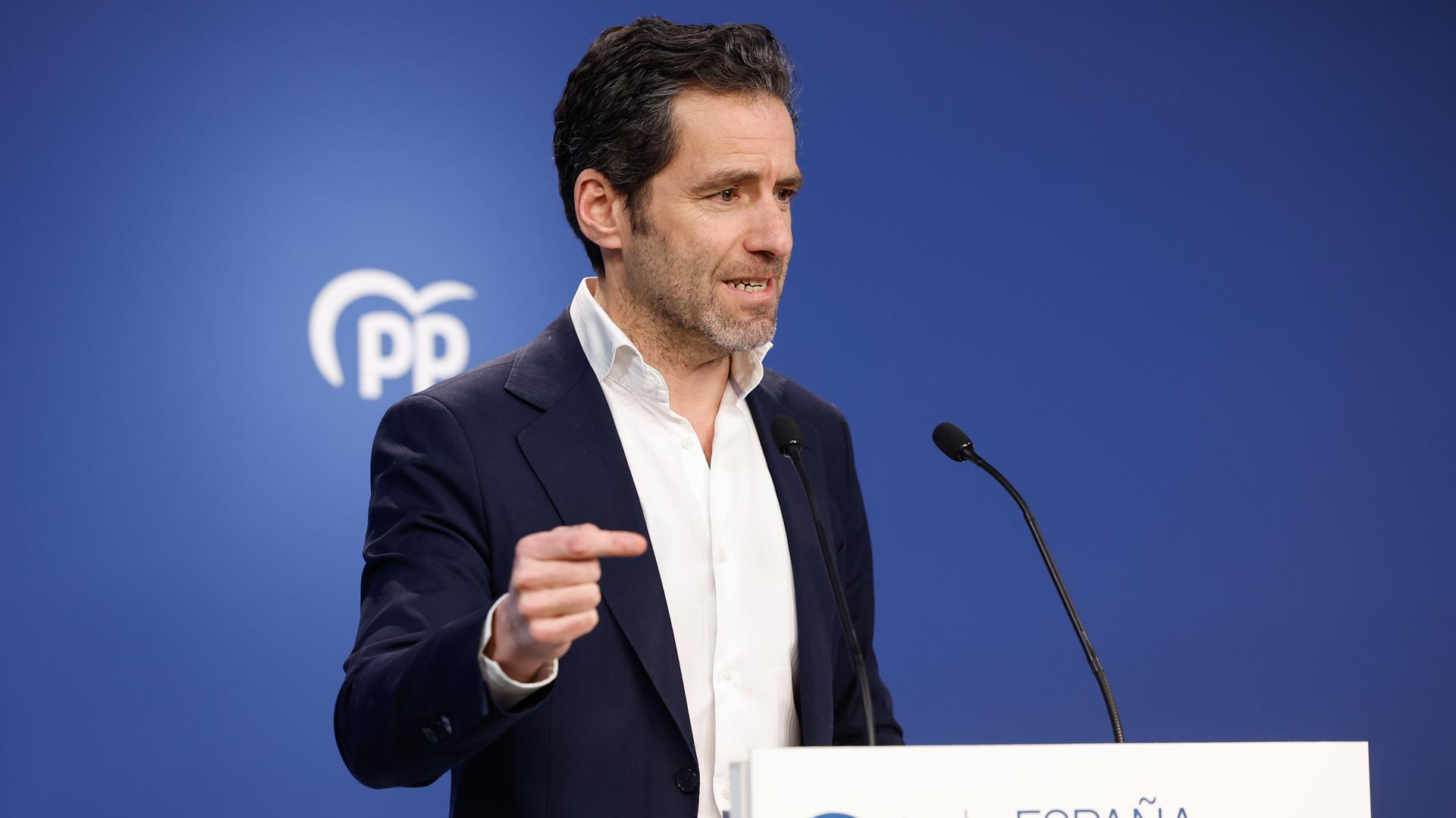 Sémper cree que Vox "busca erosionar" al PP