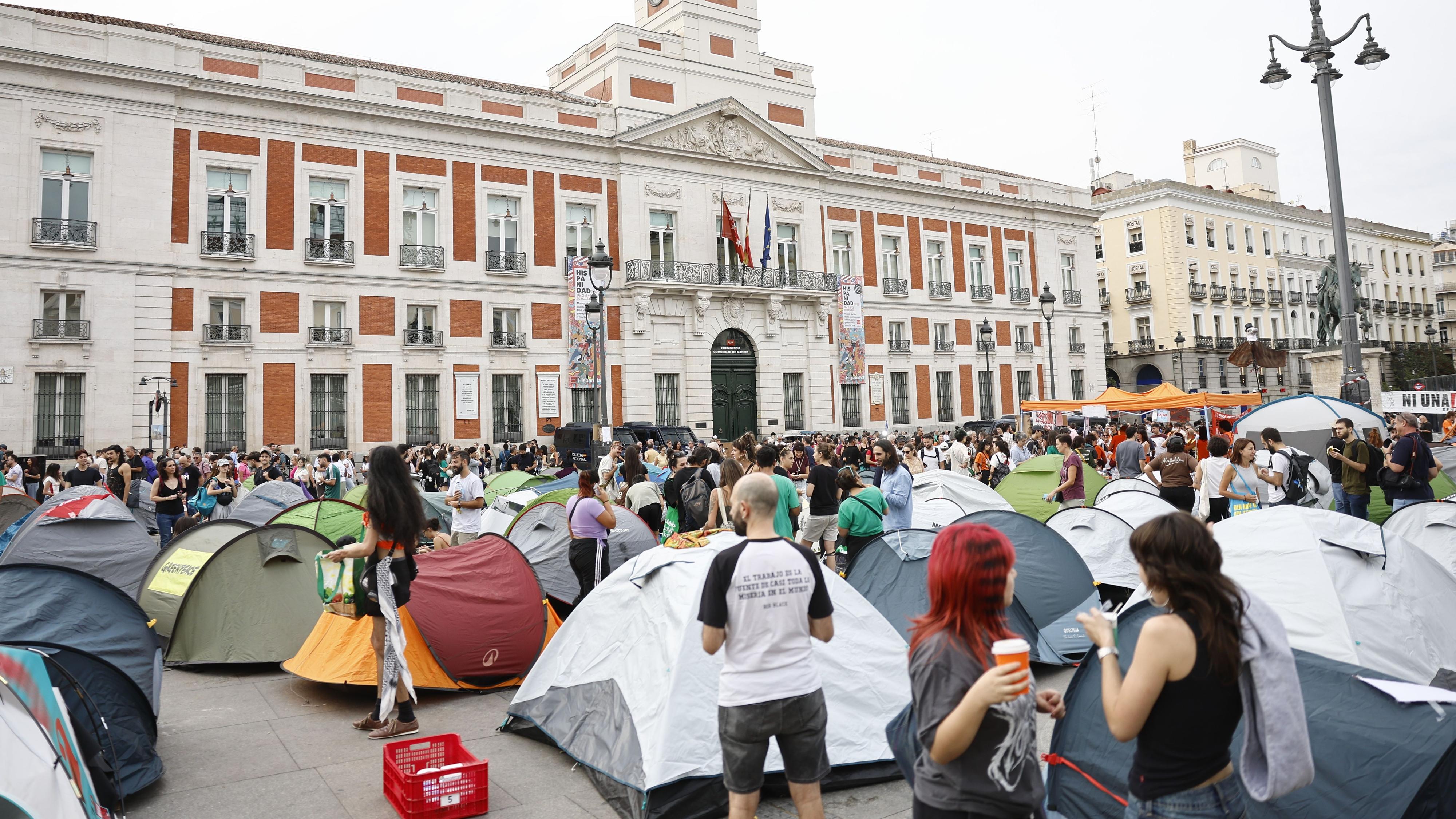 Barcelona Tenants Union Plans Protests During Pedro Sánchez Visit