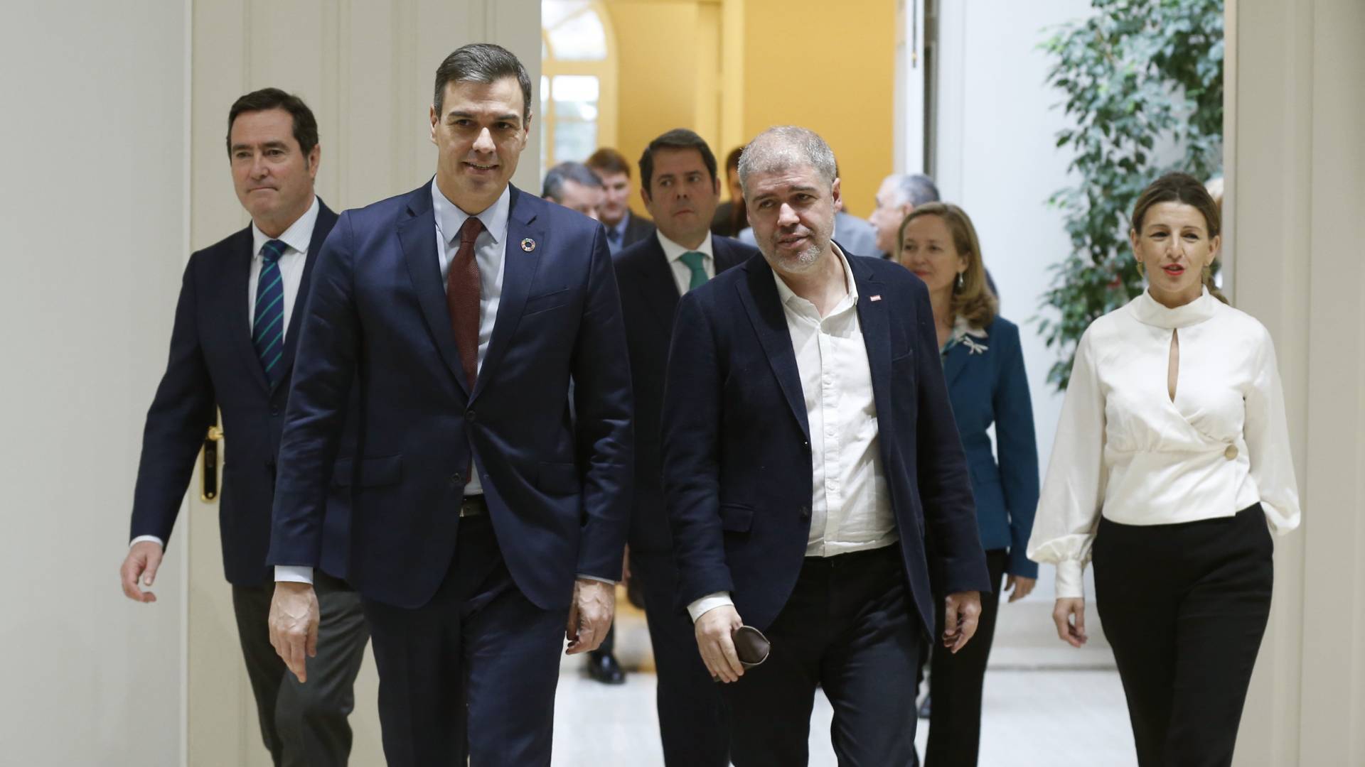 Patronal y sindicatos abren la puerta a un "pacto de rentas"