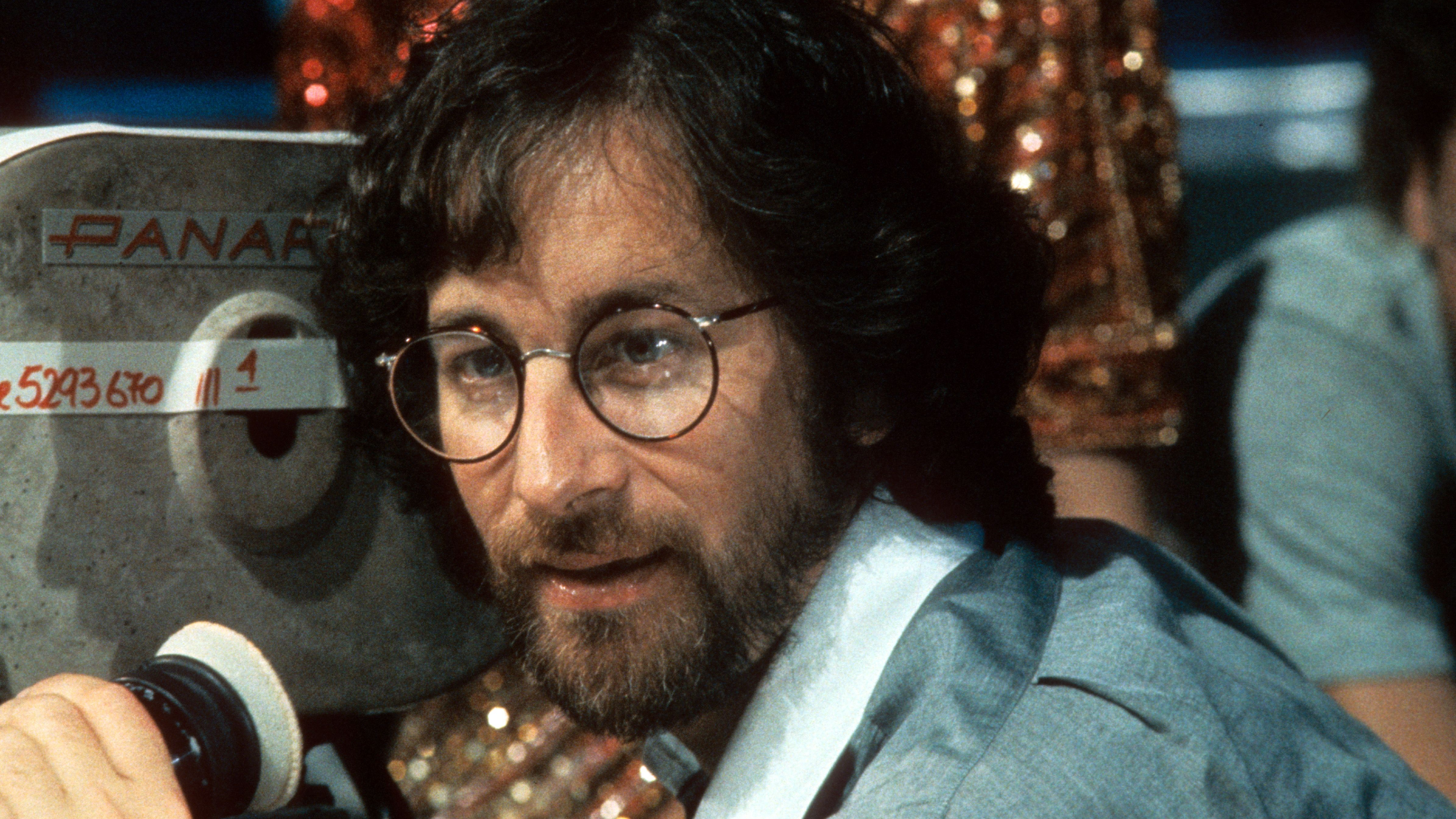 spielberg joven web