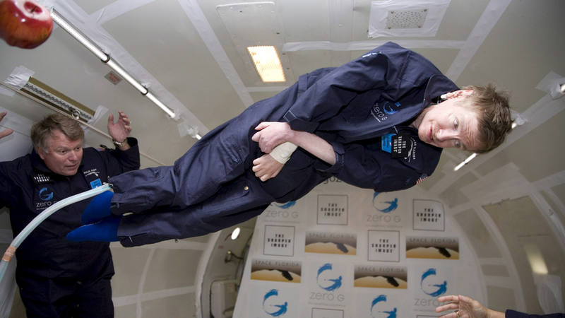Stephen Hawking durante un vuelo en Gravedad Cero en 2007.
