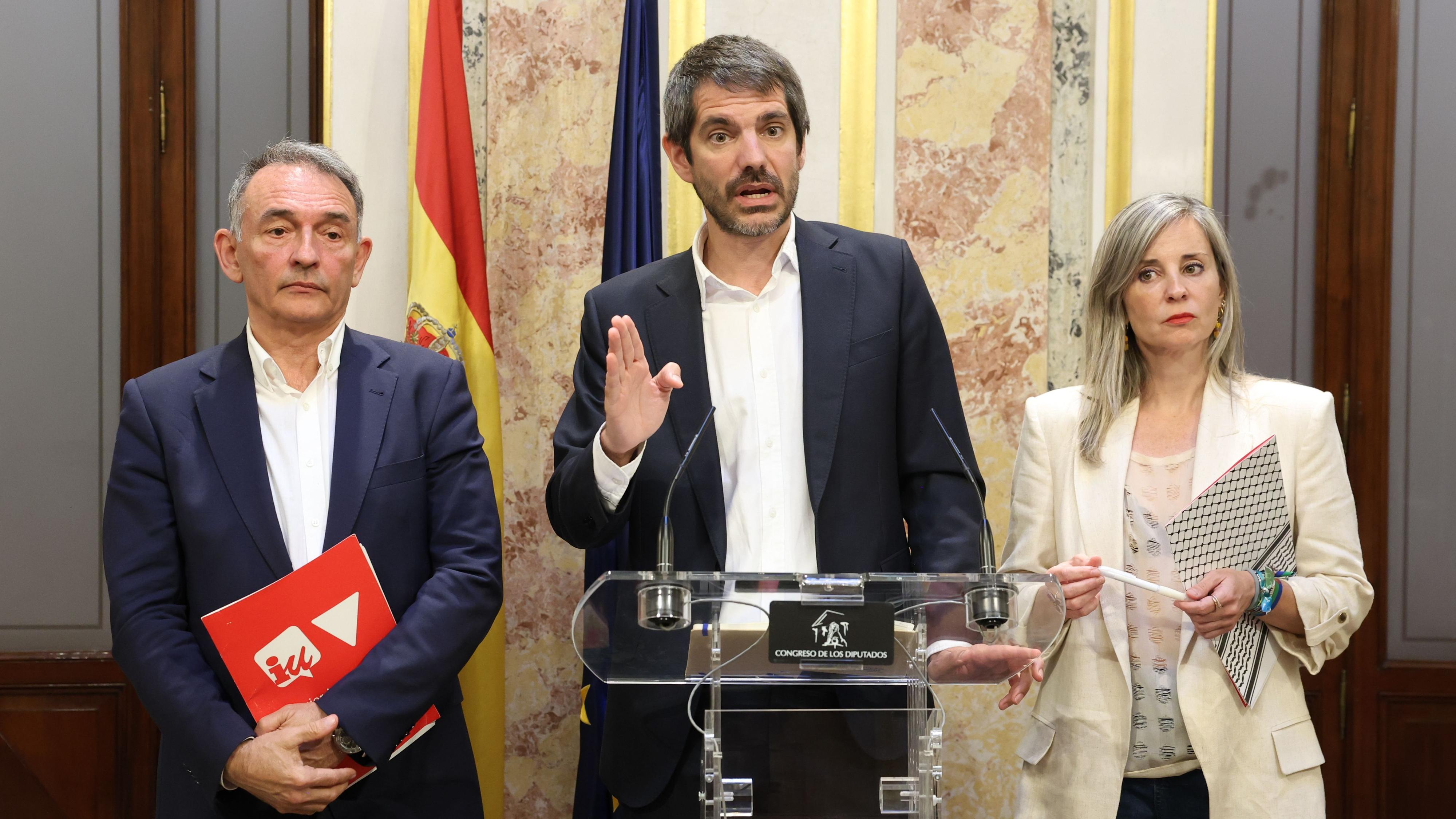 Sumar propone endurecer el régimen de expresidentes
