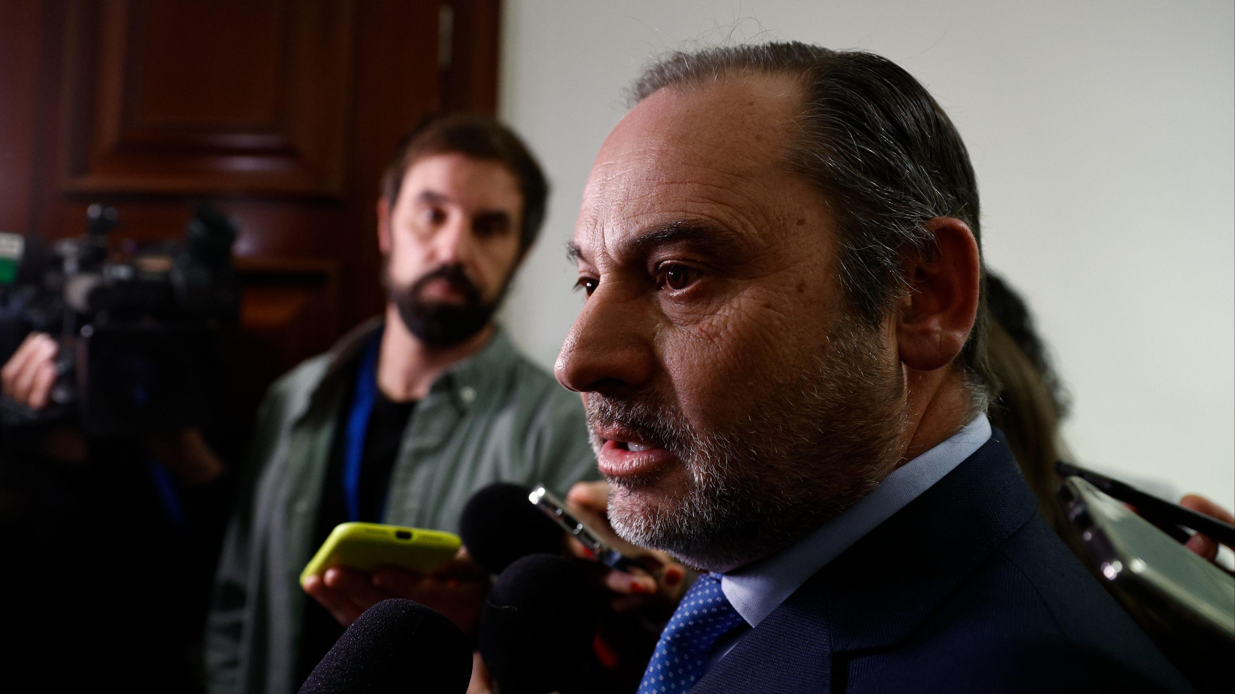 El juez del 'caso Koldo' retrasa al 20 de febrero la declaración de Ábalos