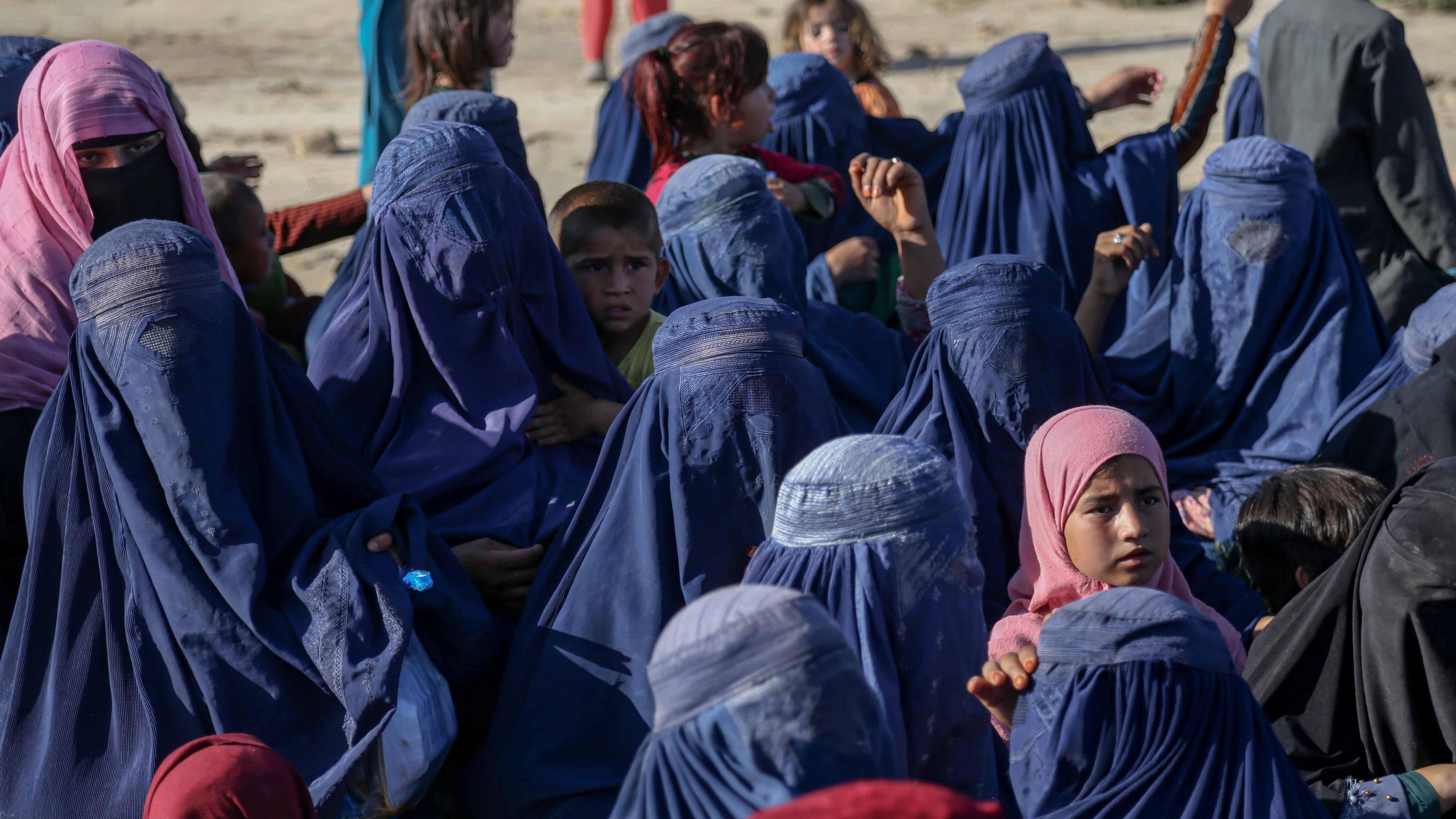 Talibanec Los talibanes confirman el envenenamiento de 79 mujeres en una escuela ...