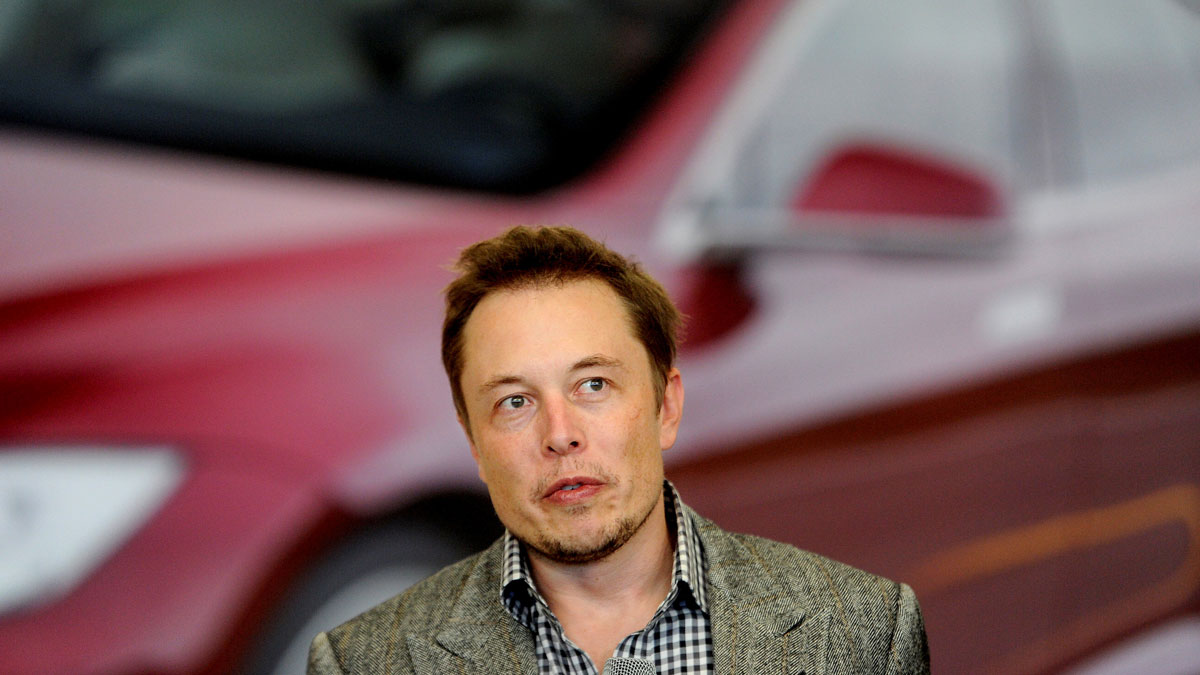 Elon Musk deja la presidencia de Tesla y pagará una multa millonaria ...