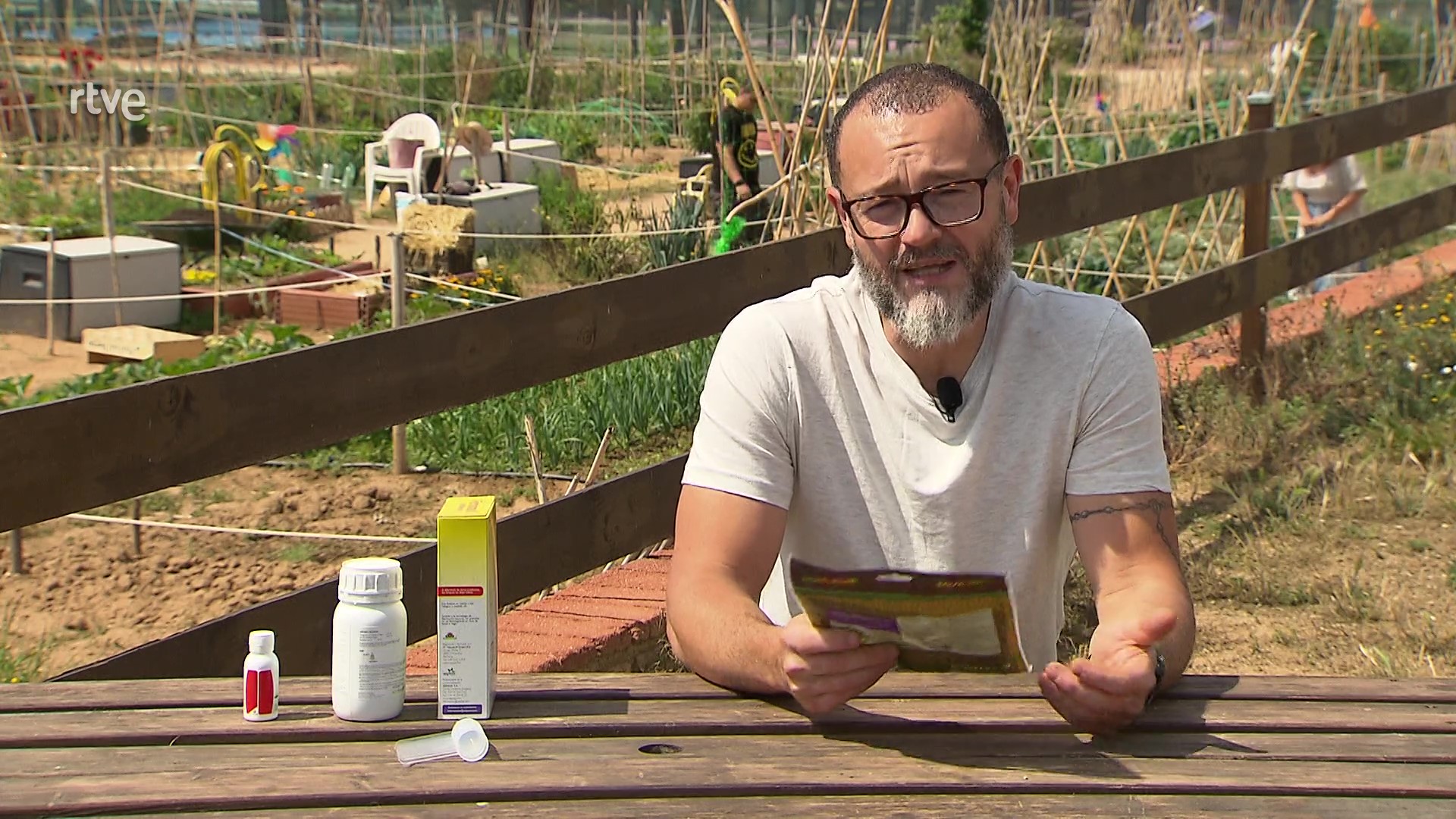 El greenluencer en temes d'hort 'Bussy', Toni Busquets