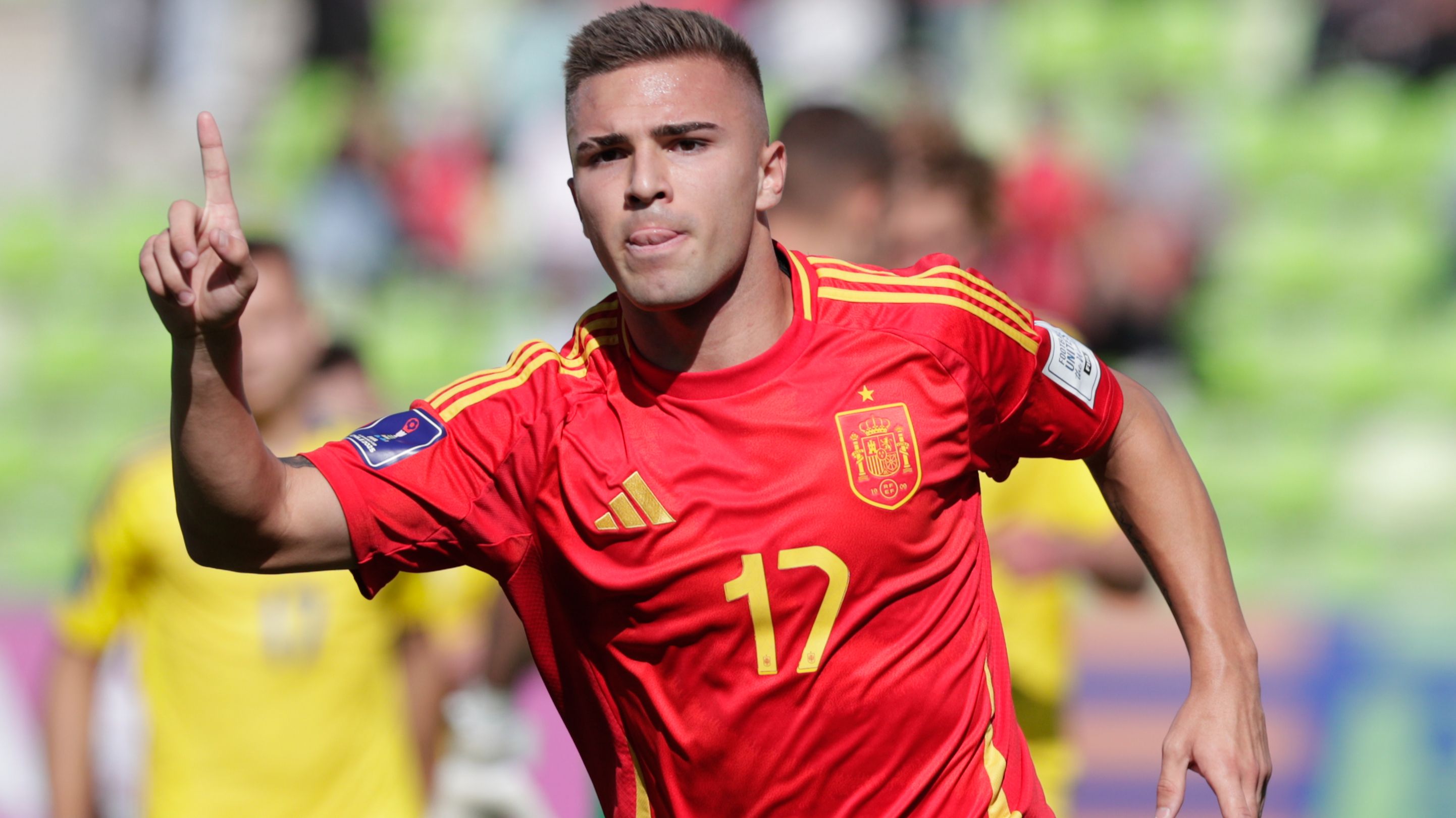 España mantiene su línea ascendente ante Ucrania y se mete en cuartos del final del Mundial Sub-20