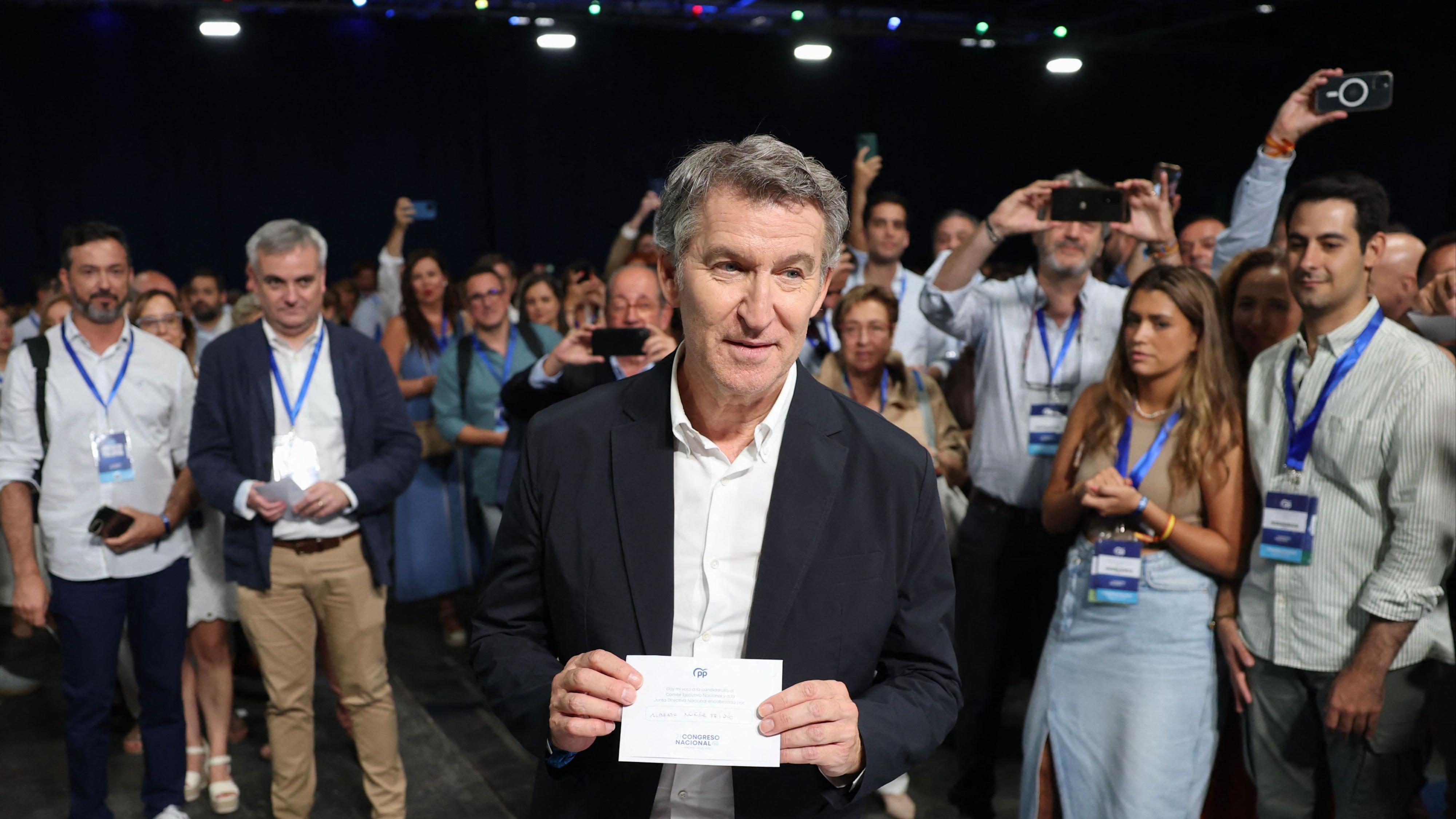 Resumen del Comité Federal del PSOE y el Consejo Nacional del PP