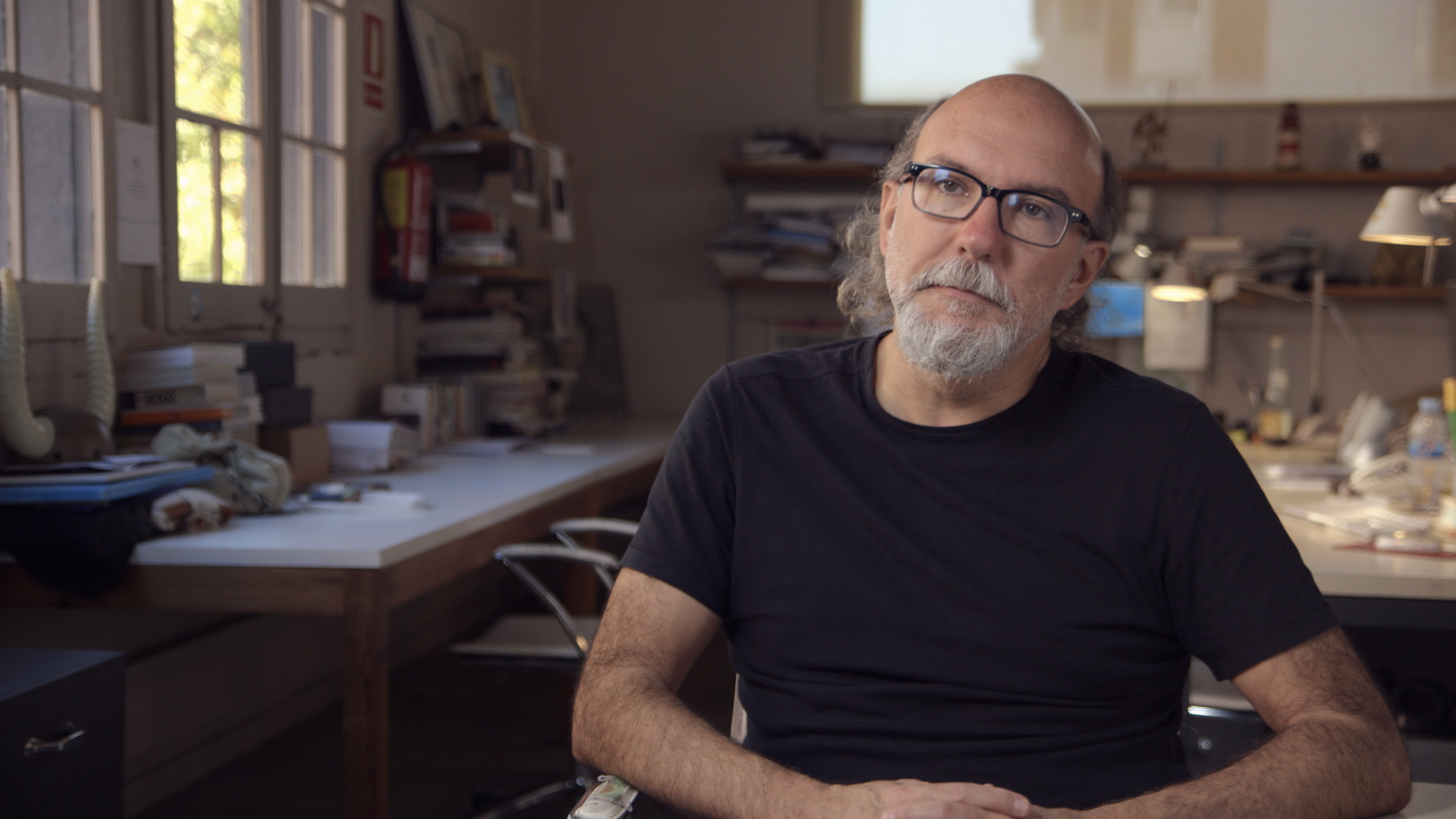 Uno de los mejores creativos publicitarios de nuestro tiempo: Toni Segarra. Uno de los mejores creativos publicitarios de nuestro tiempo: Toni Segarra.