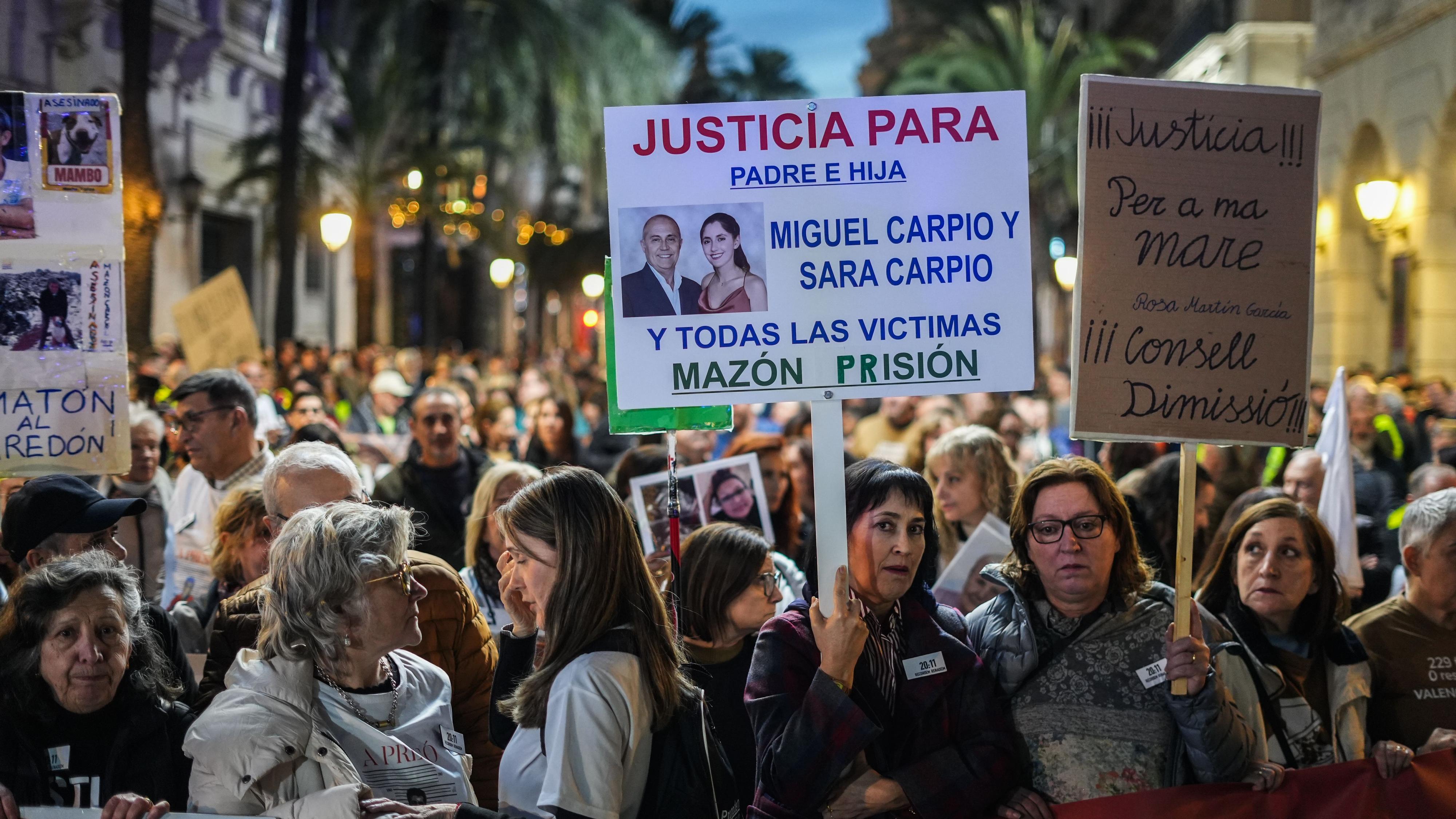 Las víctimas de la dana exigen a Pérez Llorca que Mazón entregue el acta
